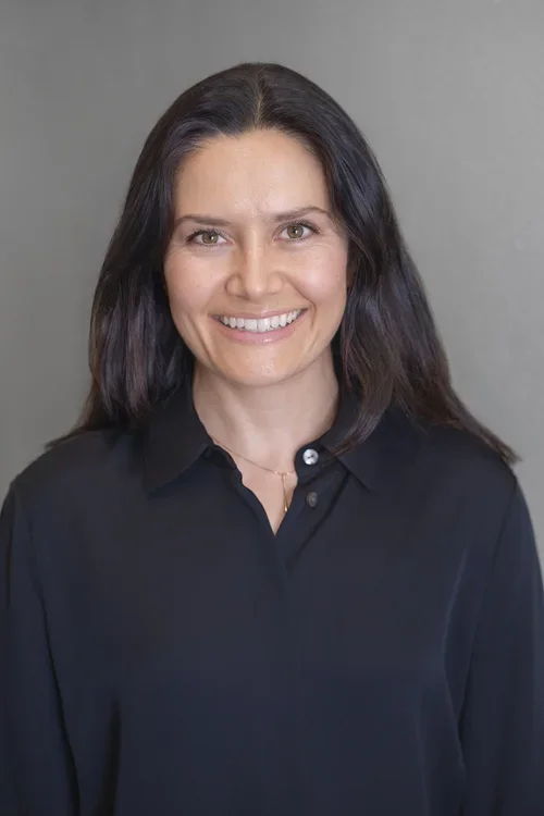 Spotlight of the Month: Irina Tehrani