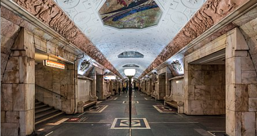 Novokuznetskaya Station, Image courtesy of storymaps.arcgis.com