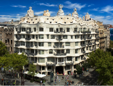 Image courtesy of lapedrera.com