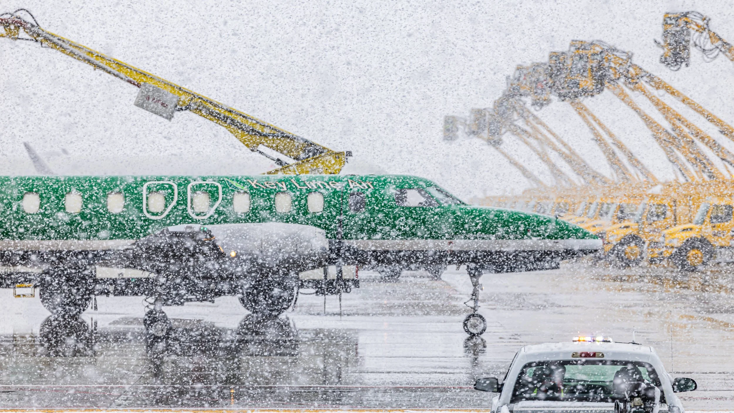 Deicing Airplanes