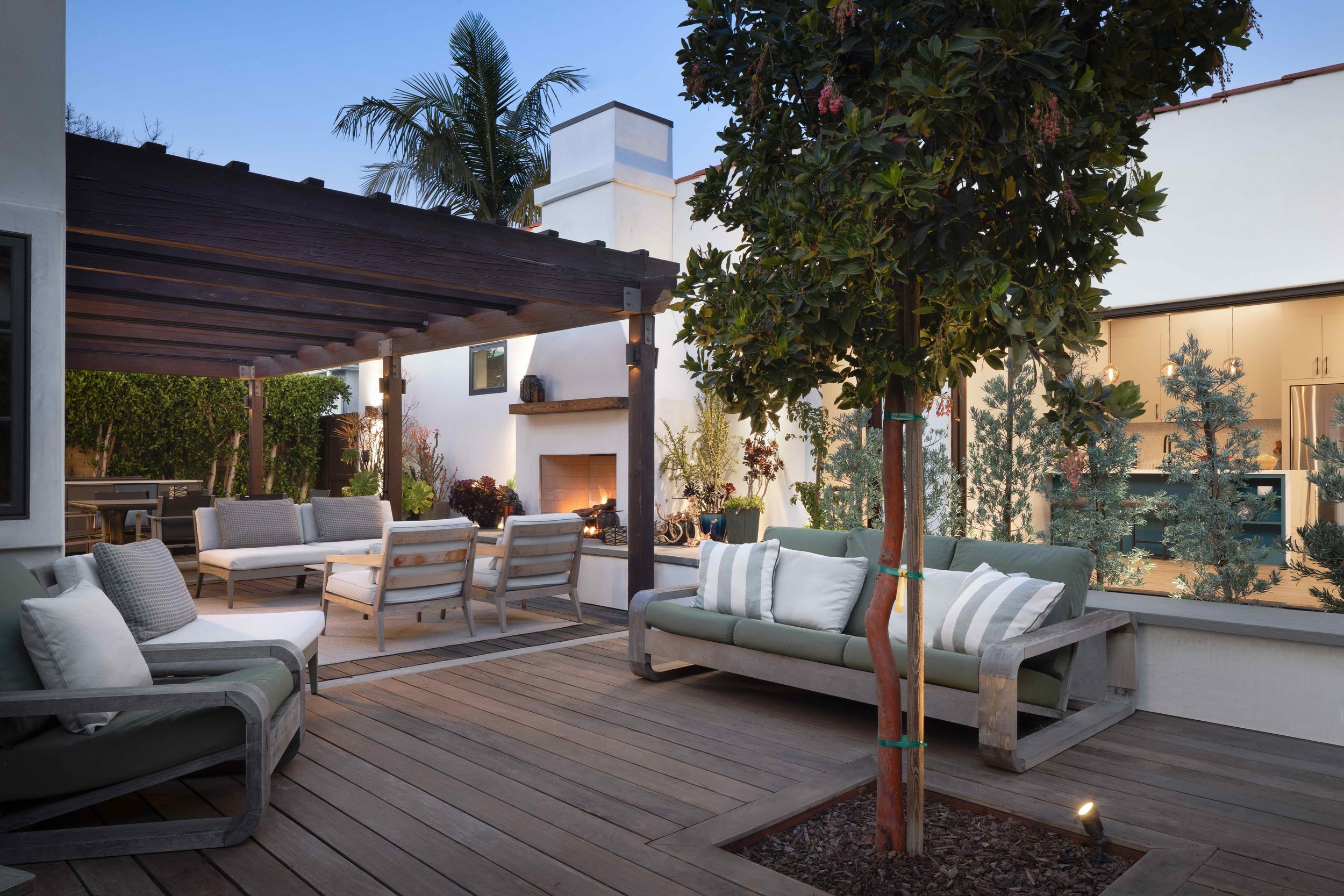 Spotlight of the Month: An Oasis in the Hea[r]t of LA