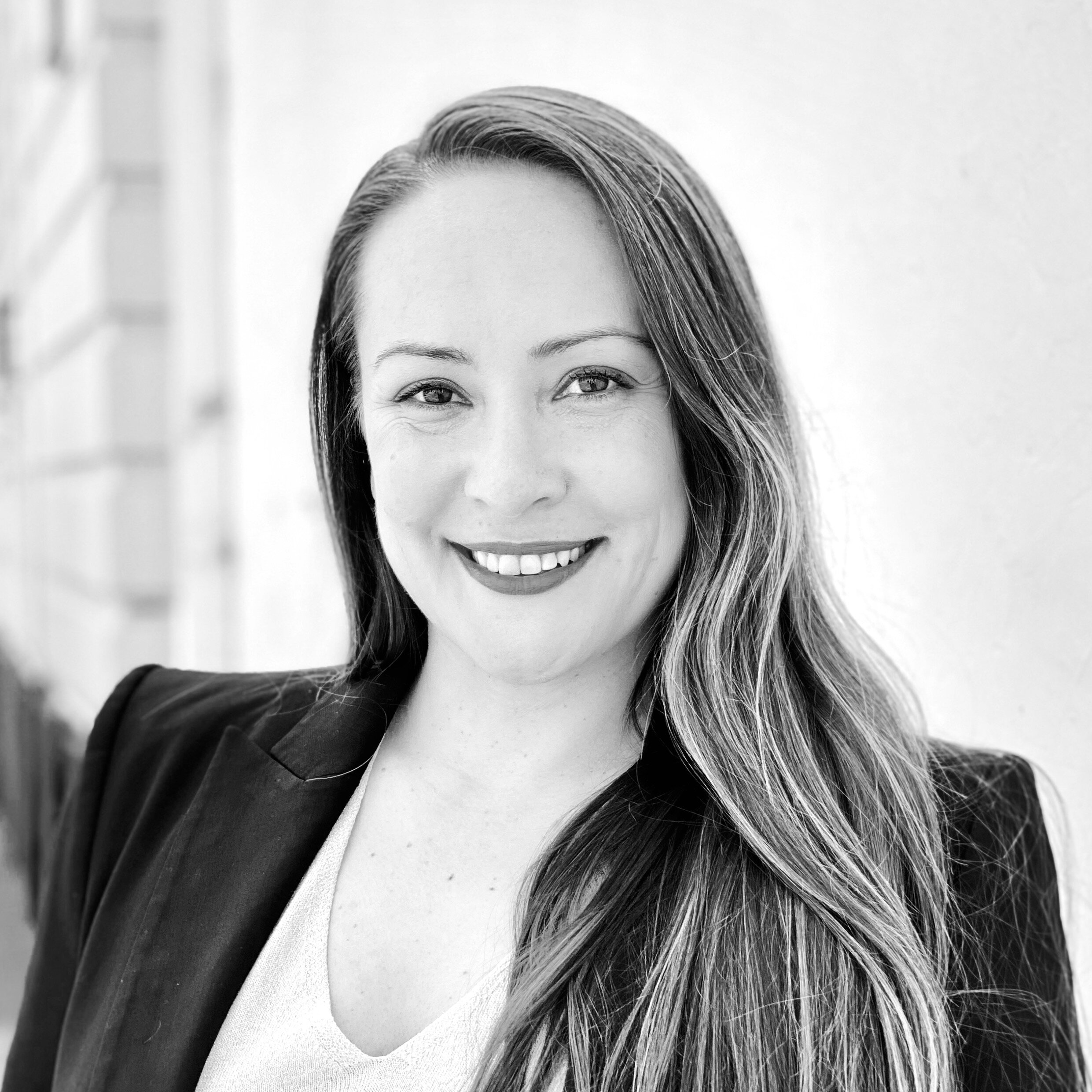 Lyndelle O'Keefe    Managing Director