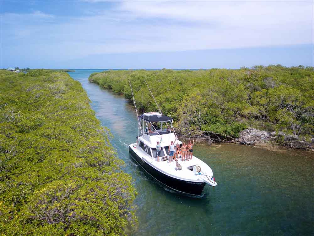 Ruthless Roatan Charters Honduras-111.jpg