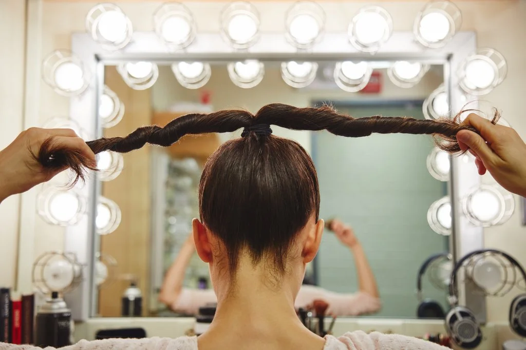 Step-4-Divide-Ponytail-2-Twists.jpg