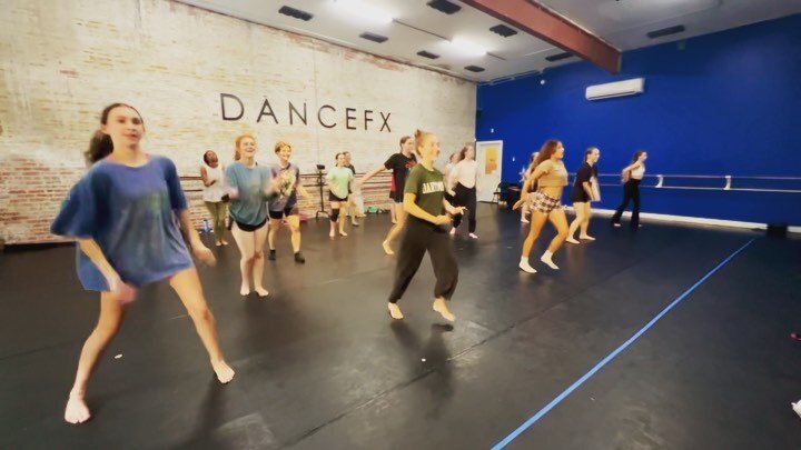 Welcome to Dancefx @amayacrearer! Our newest teacher gives an amazing class!