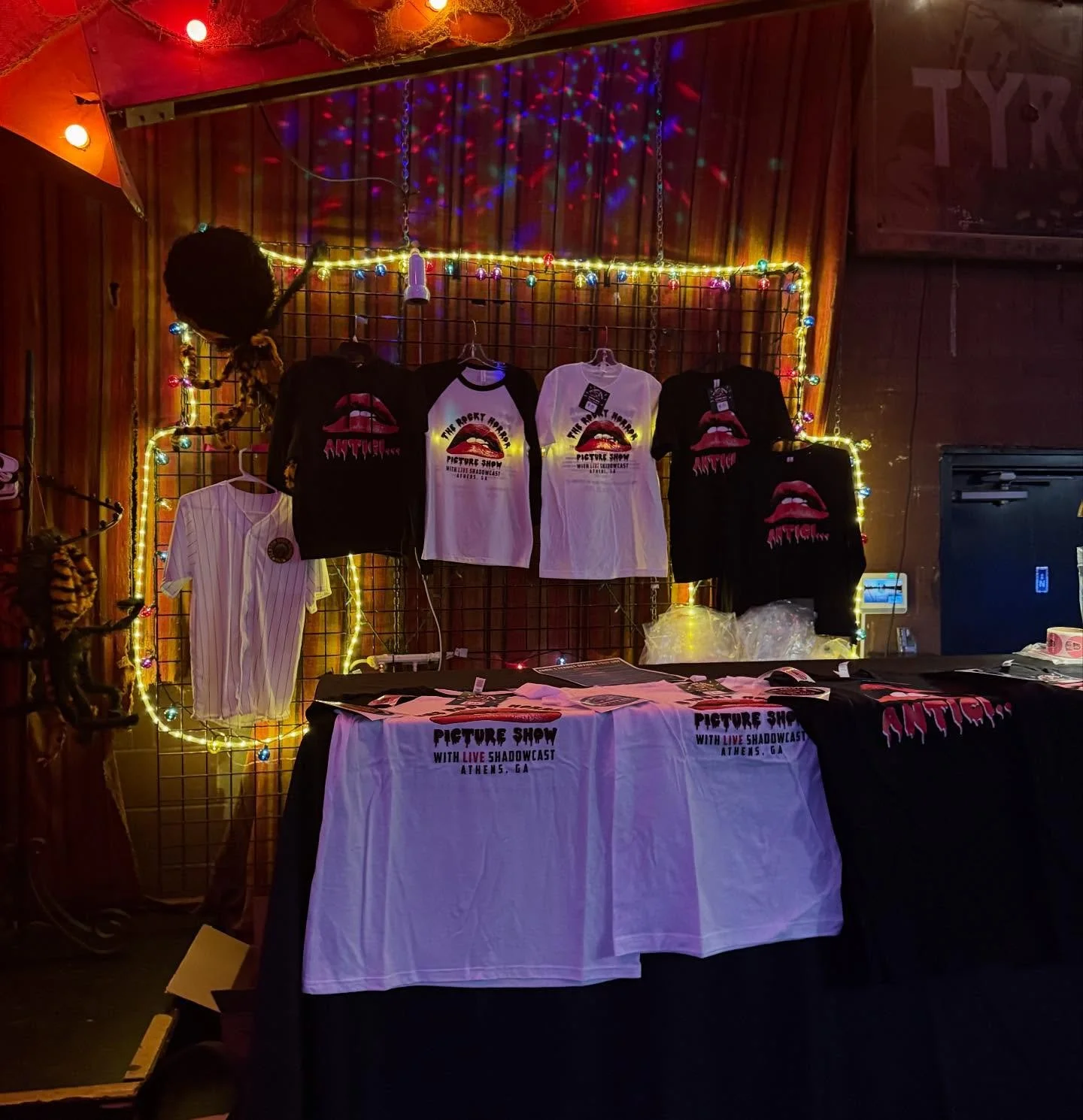 WE ARE READY TO SELL SOME MERCH!!
Come grab your attire at our shows on 10/28 and 10/29 at @40wattathens!
#rockyhorrorpictureshow #shadowcast #timewarpagain #timewarpagainplease #dontdreamitbeit #rhpsshadowcast #rhps #athensga #athensgaartists #dan