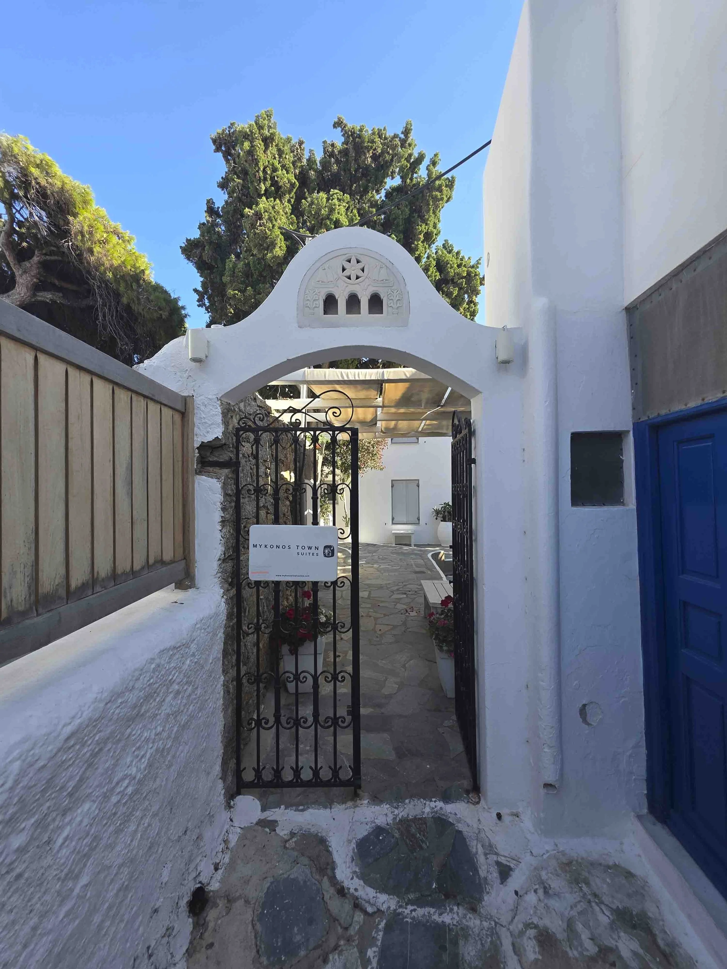 2026_Greece_MarkPhone-1488.jpg