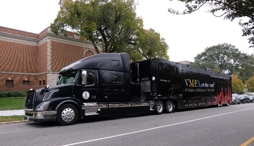 truck1.jpg