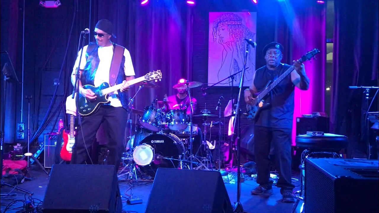 Leads & Band.jpg