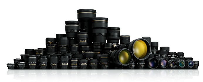 https://imaging.nikon.com/lineup/dslr/d4/compatibility01.htm