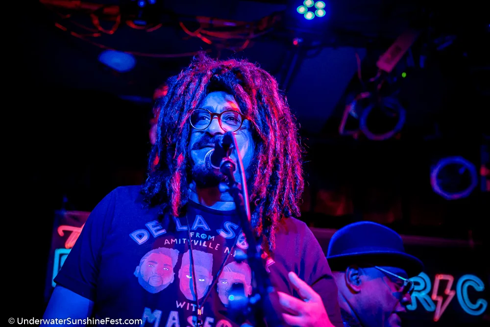 Adam Duritz introducing Stew & the Negro Problem