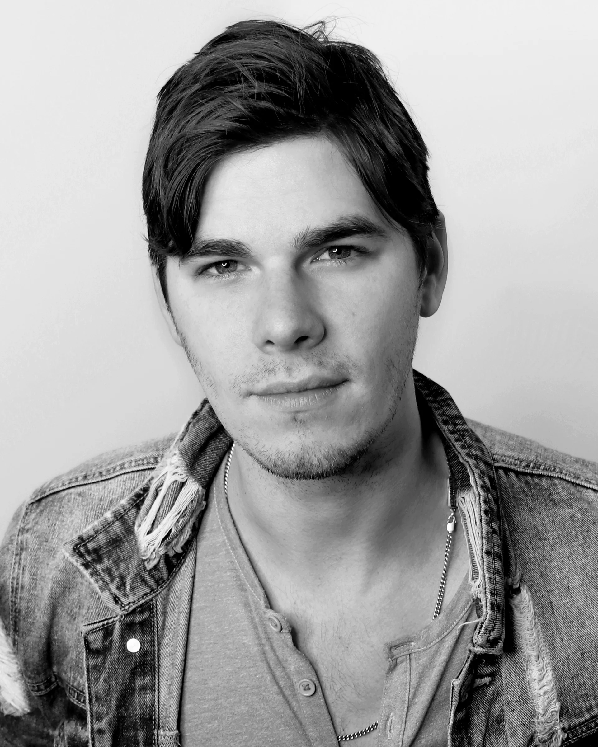 Riley_BW_Crop.jpg
