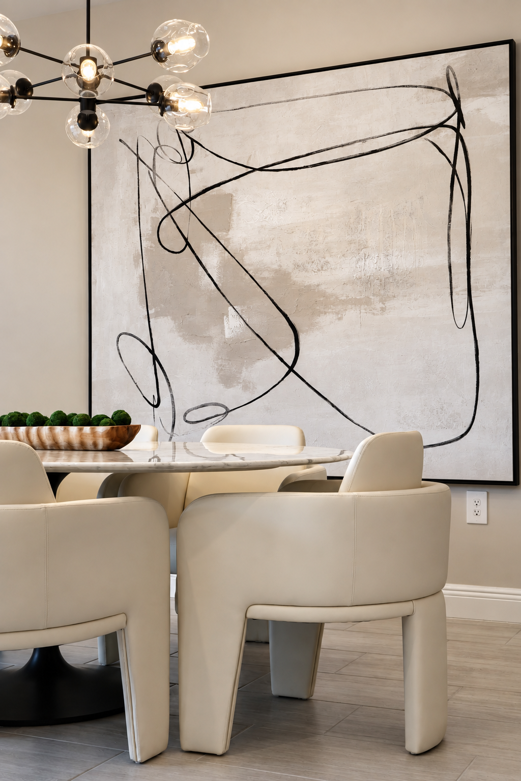 Dining Room- Davenport AirBnb.png