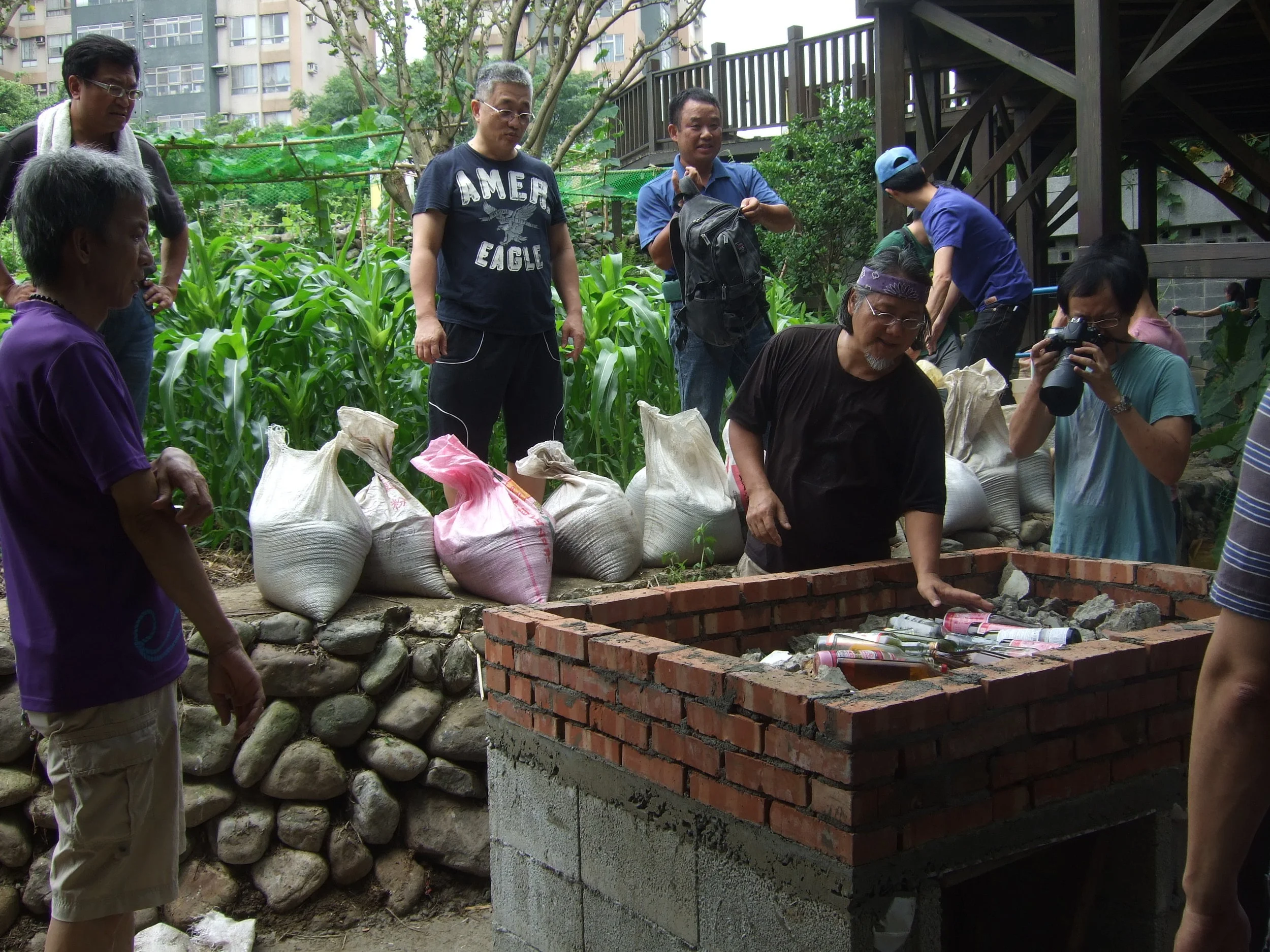 HakkaLife手作柴窯(都市樸門應用-手工土窯與窯烤烘培)