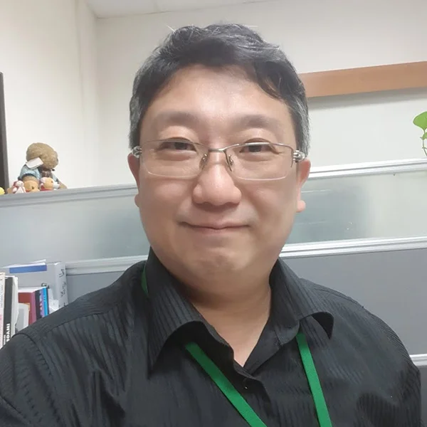 陳俊岑.jpg