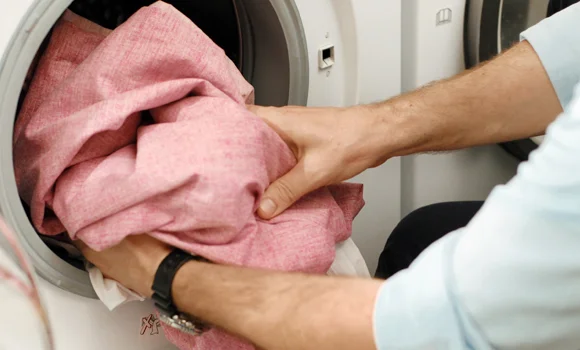 filling the machine_580x350.jpg