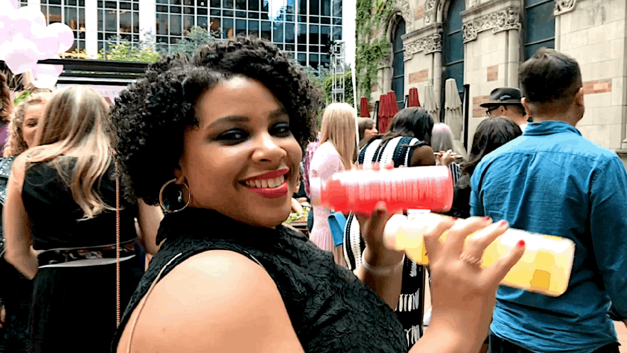 Shimmying with Suja Juice , have you tried these amazing organic justices? I have been a consumer of their green juice for a while now and my kids love them. I am loving these new refreshing flavors!