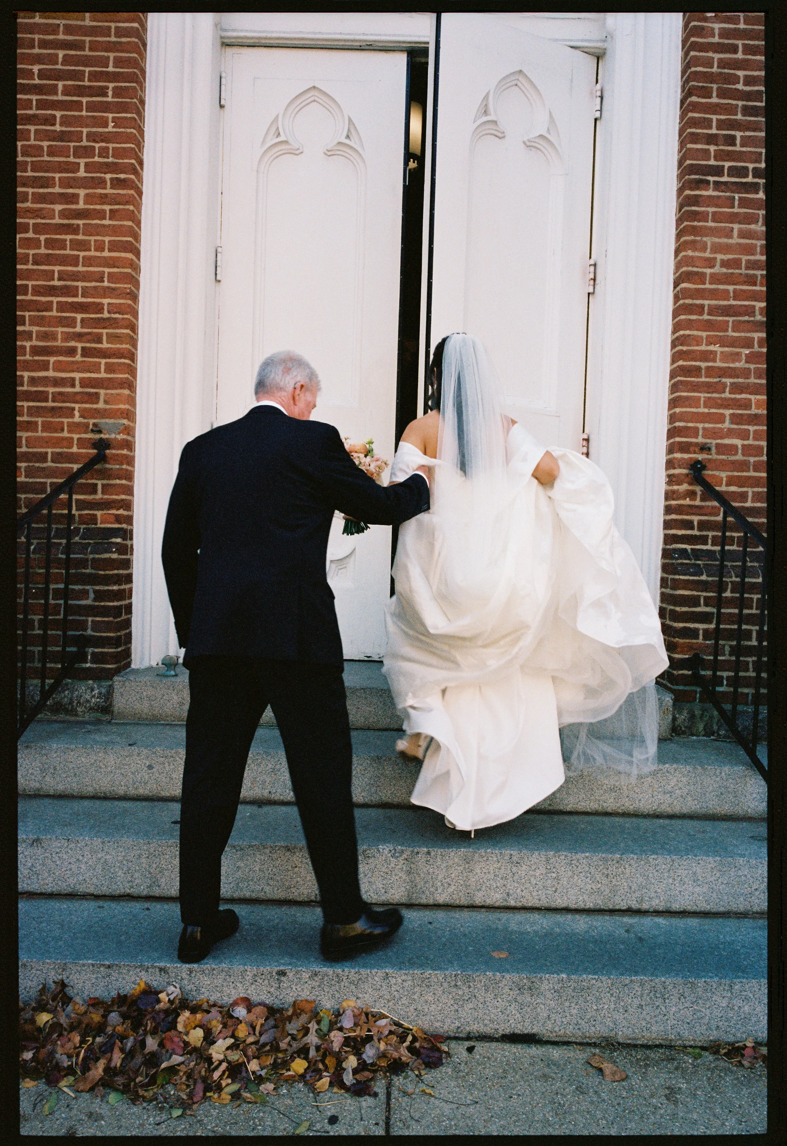 RB_3995_Portra 400_137332-R1-024-10A.jpg