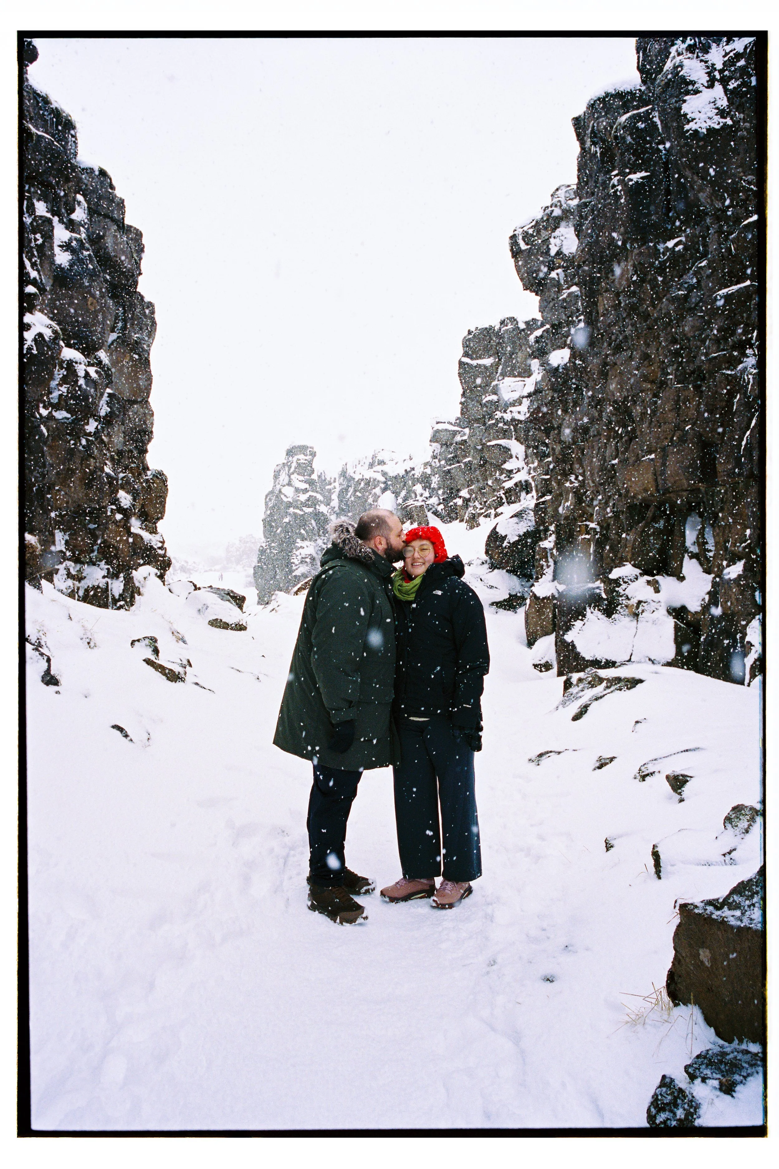 Uyanga&LarsIceland-101.jpg