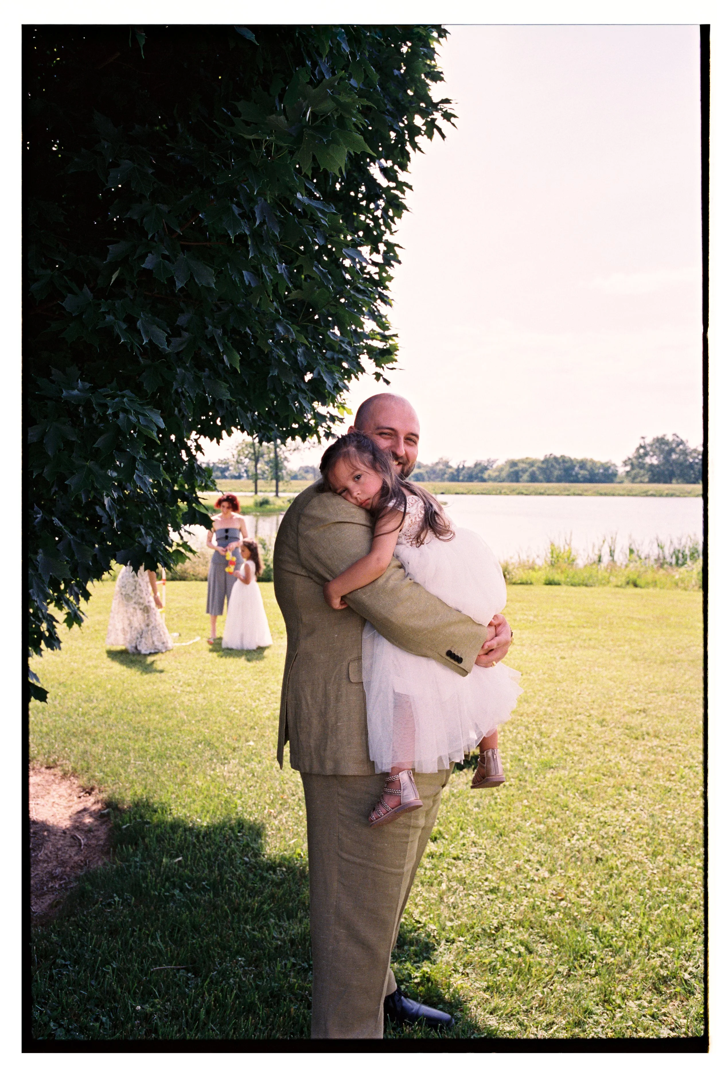 RB_2899_Portra 400_000133-R1-058-27A-Edit.jpg