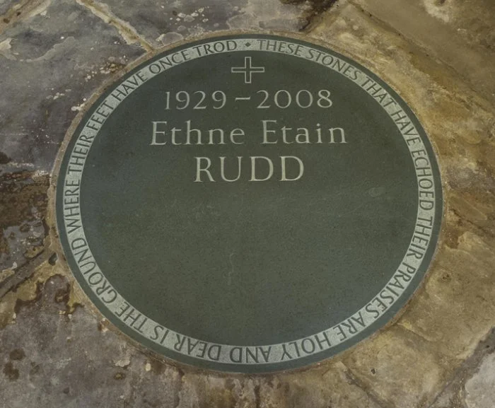 Robbie Schneider — The Lettering Arts Trust