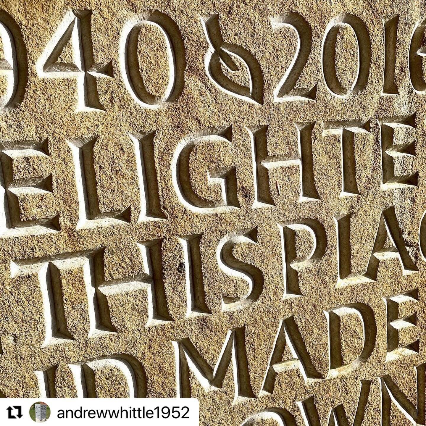 #Repost @andrewwhittle1952
・・・
A memorial in a beautiful garden, the stone has a quarry face and is Wetson bed from @purbeckstone  I enjoy the way that the bold clear letterforms work with the natural surface of the stone.
#lettering #letteringart #l