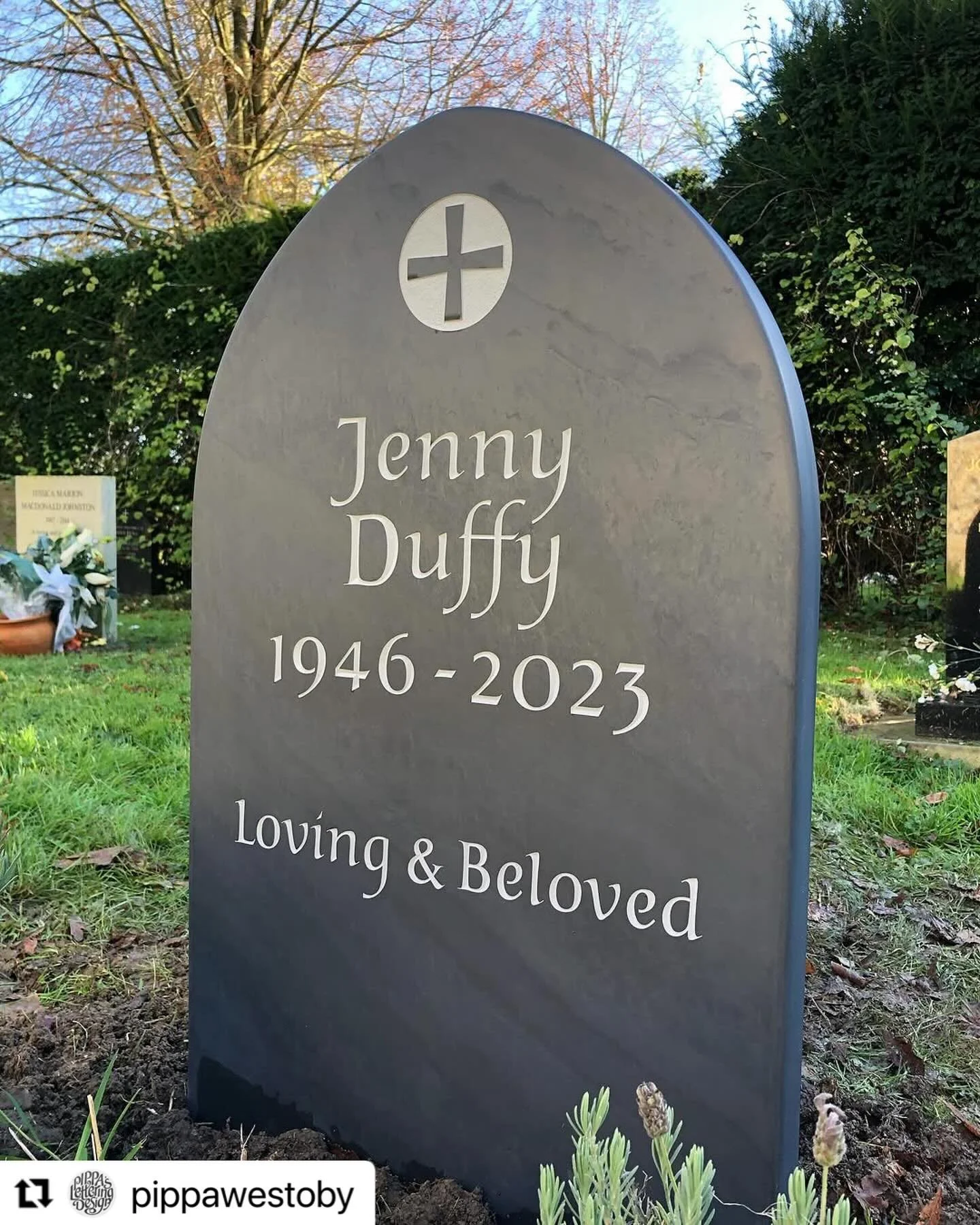 #Repost Simple, but powerful design by @pippawestoby 

・・・
A little welsh slate headstone, that was installed yesterday, in Kirtling near Newmarket. I love the simplicity of it 🥰