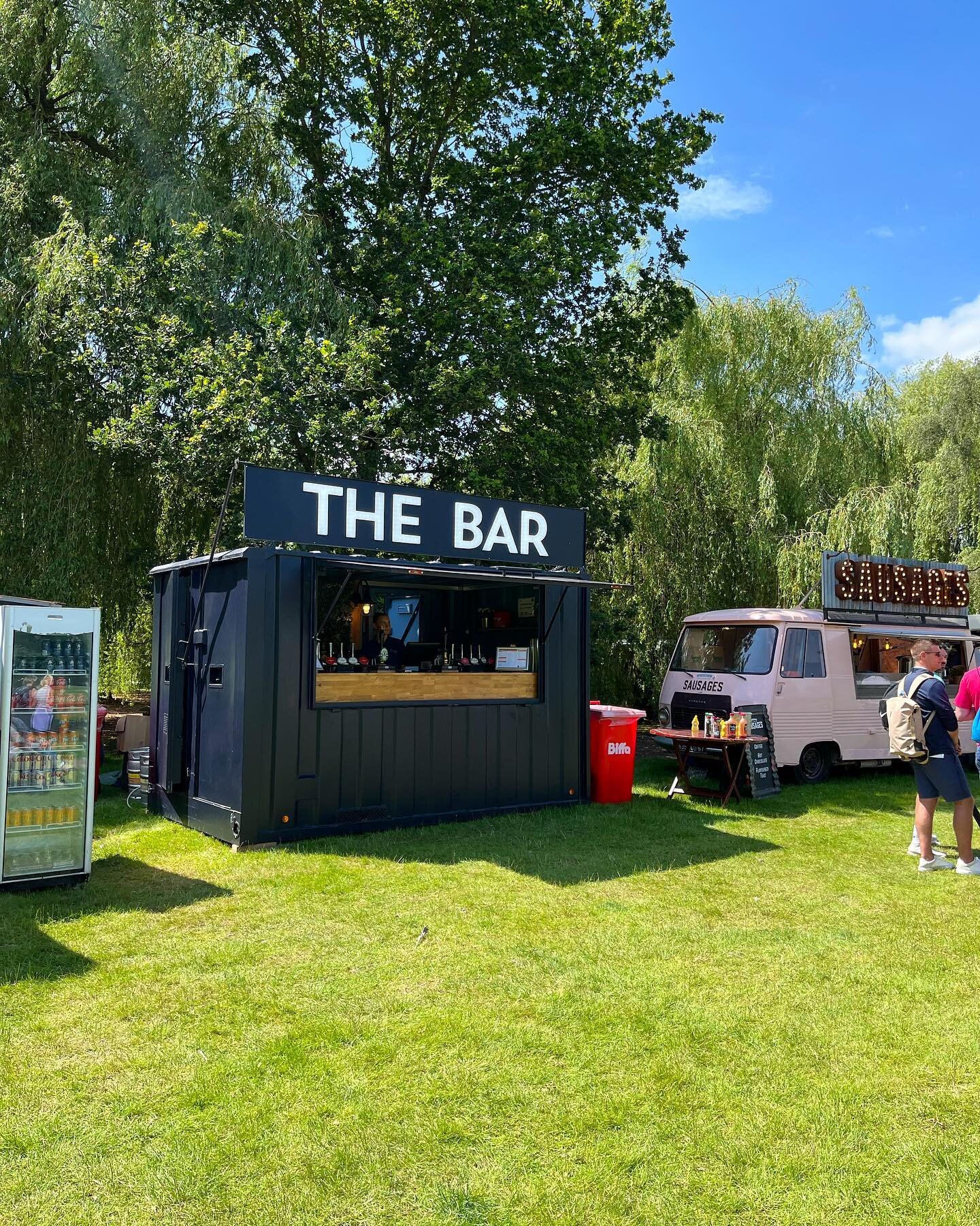 We have 6 bars on site @britishmasters this year! ⛳️ Come and find our Juniper Blue Bar on Hole 7 for a cold pint of @estrelladamm 🍺

#britishmasters #thebelfry #thebelfryhotelandresort #golf #mobilebars #eventbars #juniperbars