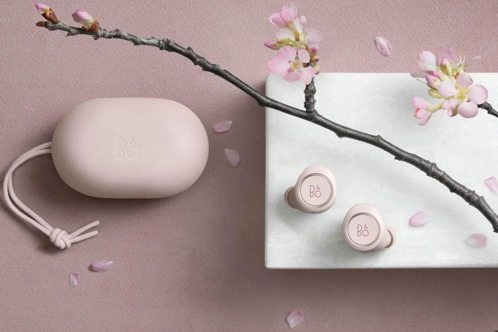 https_%2F%2Fhypebeast.com%2Fwp-content%2Fblogs.dir%2F6%2Ffiles%2F2018%2F04%2Fb-o-play-beoplay-e8-powder-pink-earphones-1.jpg