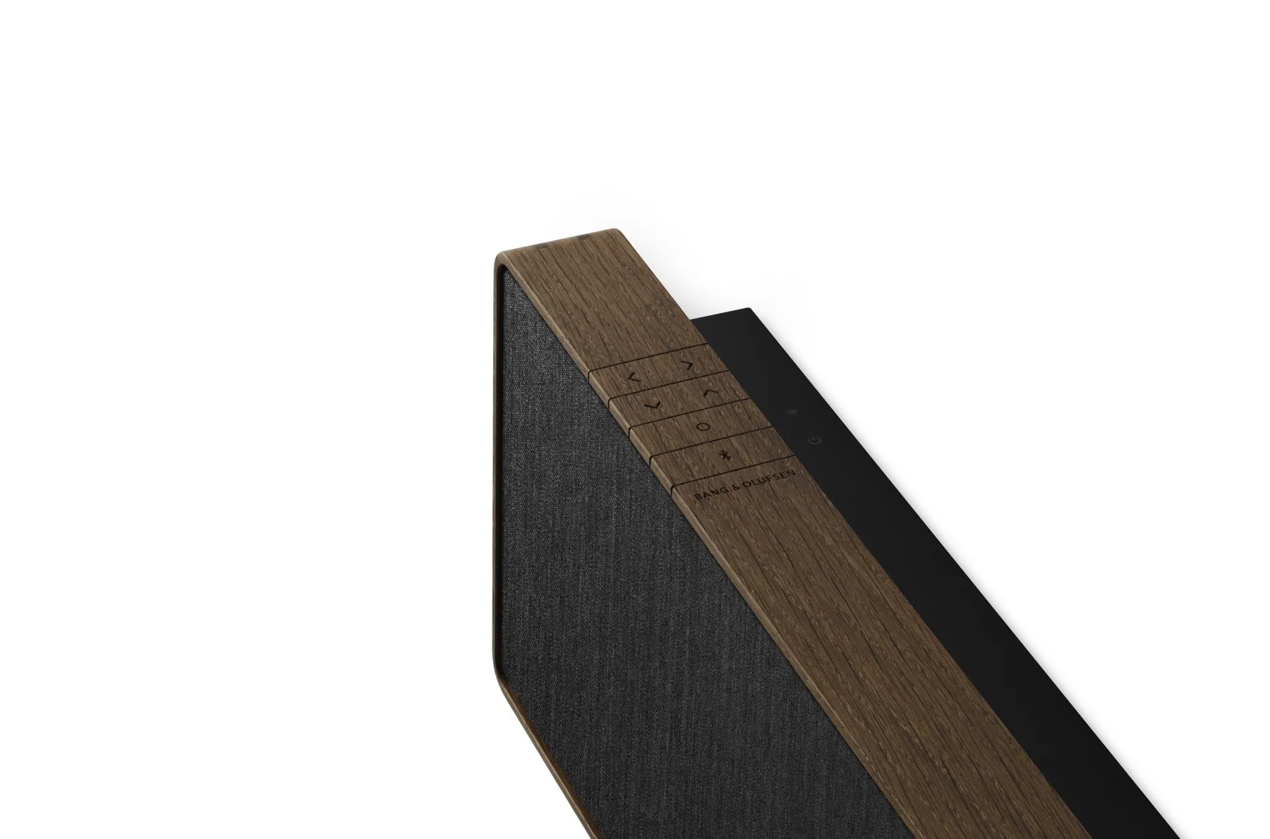 BeoSound Stage Smodekd Oak Wall 1-Fux-AG.ch.jpg