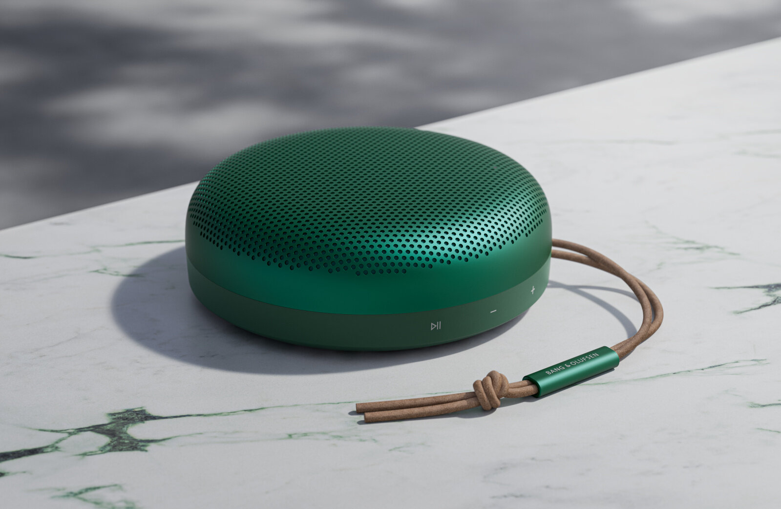 BeoSound-A1-2ndGen_Green-Fux-AG.ch.jpg