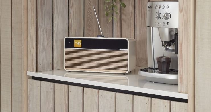 Ruark R2 Smart Music System lightcreme 02- Fux-AG.ch.JPG