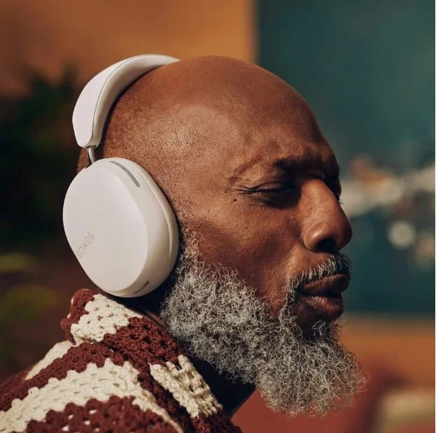 Sonos_ACE_weiss 02 Fux-AG.ch.JPG