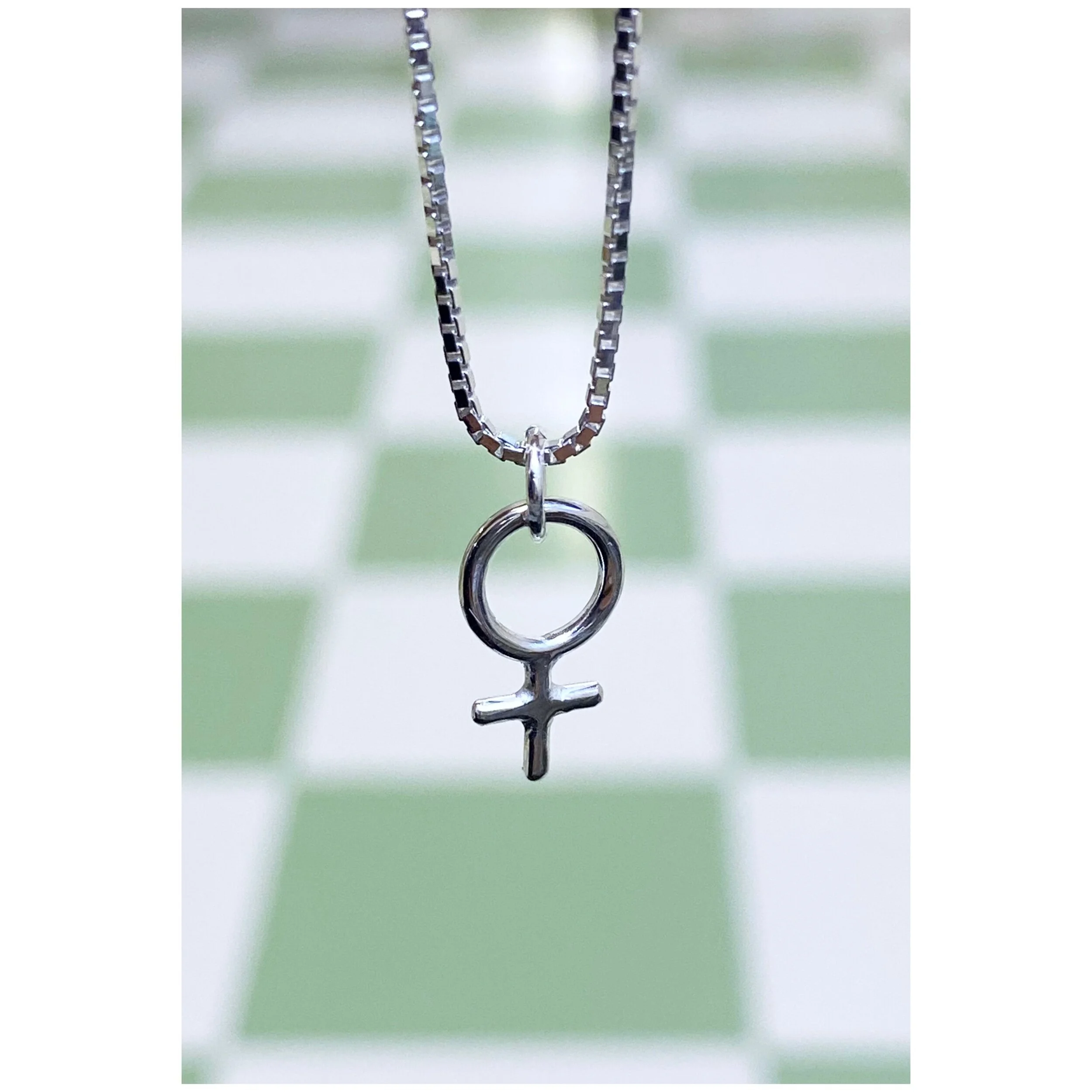 92F87B88-0A29-4B03-BAD9-5C107127FCD7