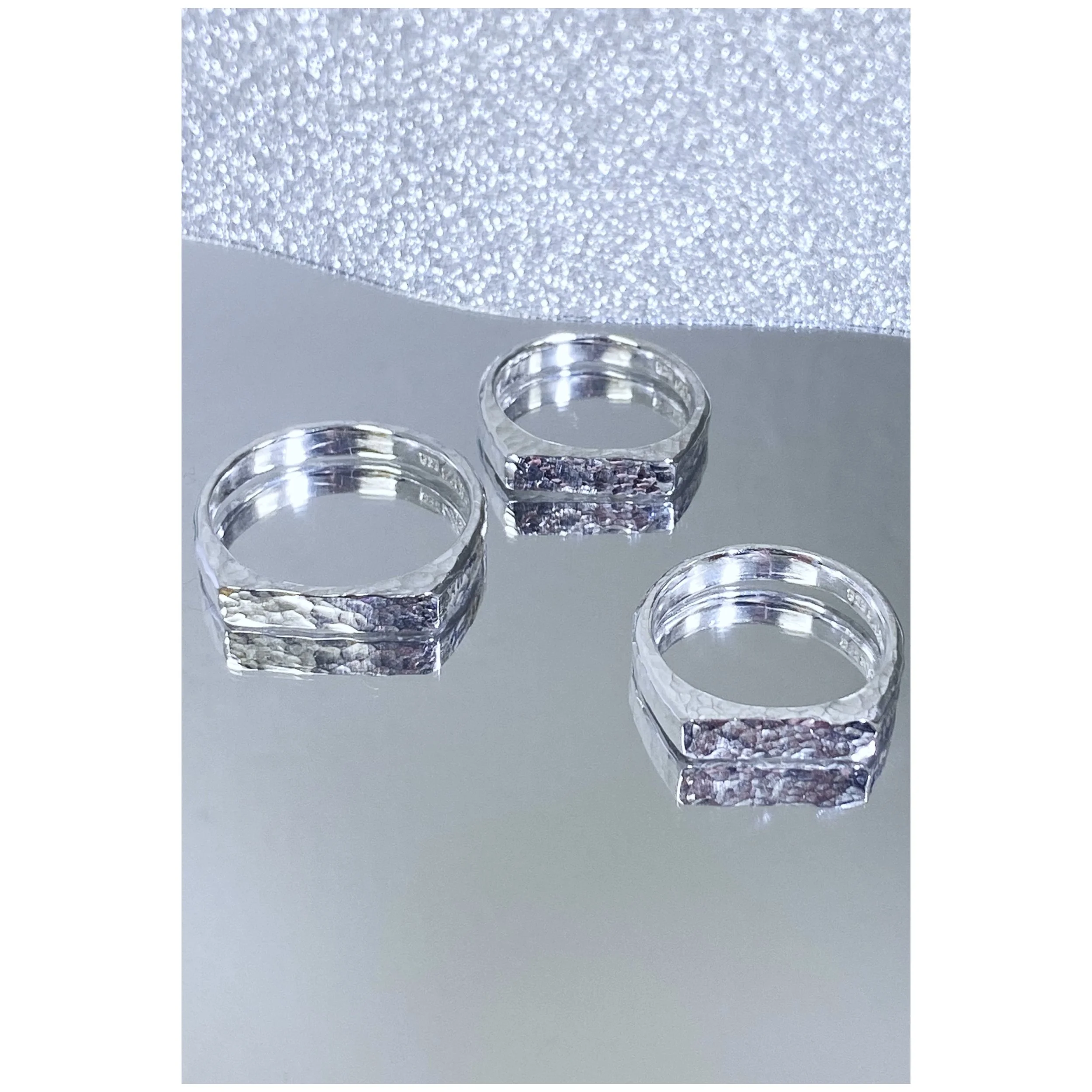 JRS HAMMERED SLIM SIGNET