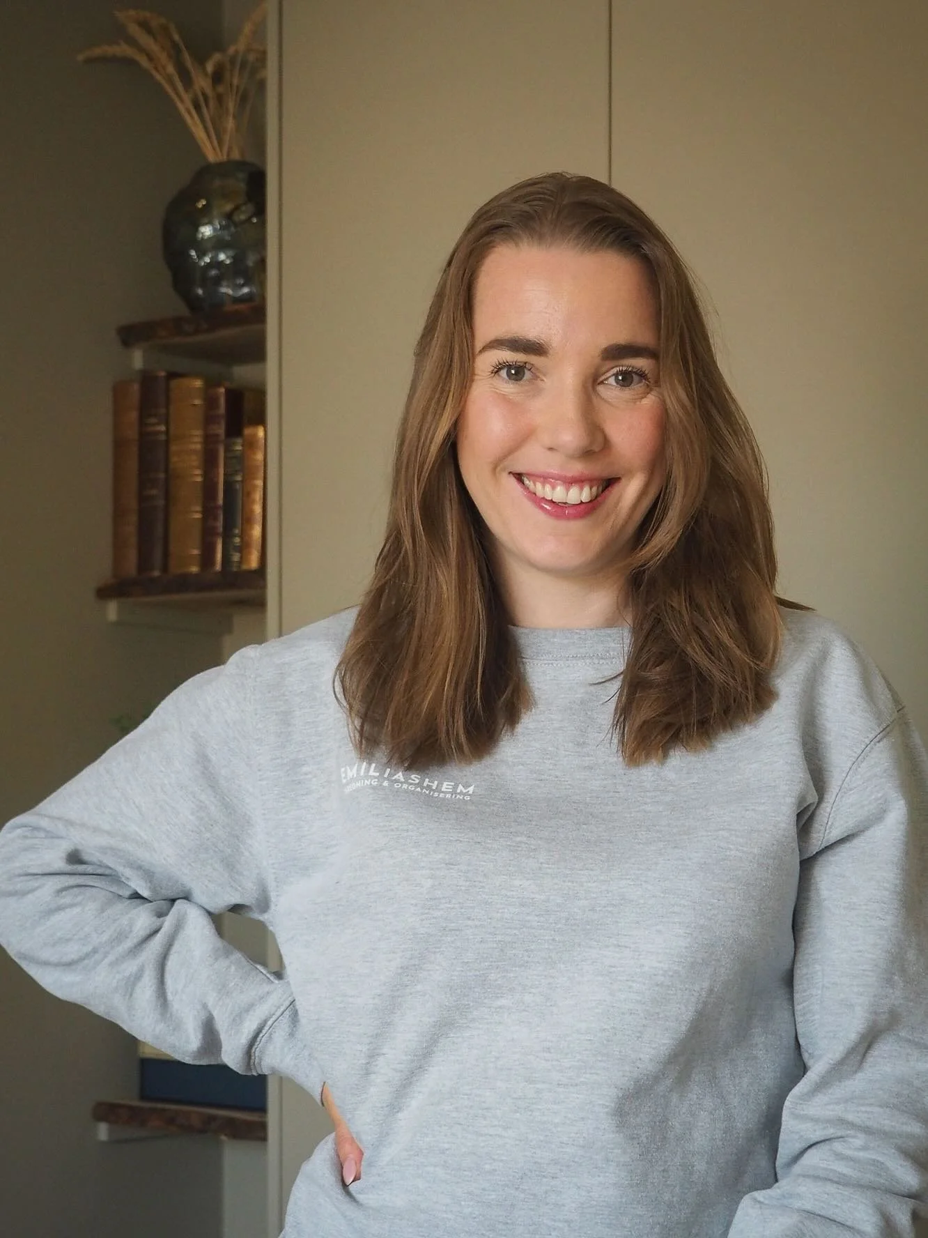 Idag sl&auml;ppte @inredningskurser en intervju med mig &ndash; om mitt jobb som inredare och ordningskonsult, och hur jag hj&auml;lper mina kunder att trivas b&auml;ttre i sina hem! 🏡 S&aring; himla roligt, hoppas ni vill l&auml;sa! L&auml;nken fin