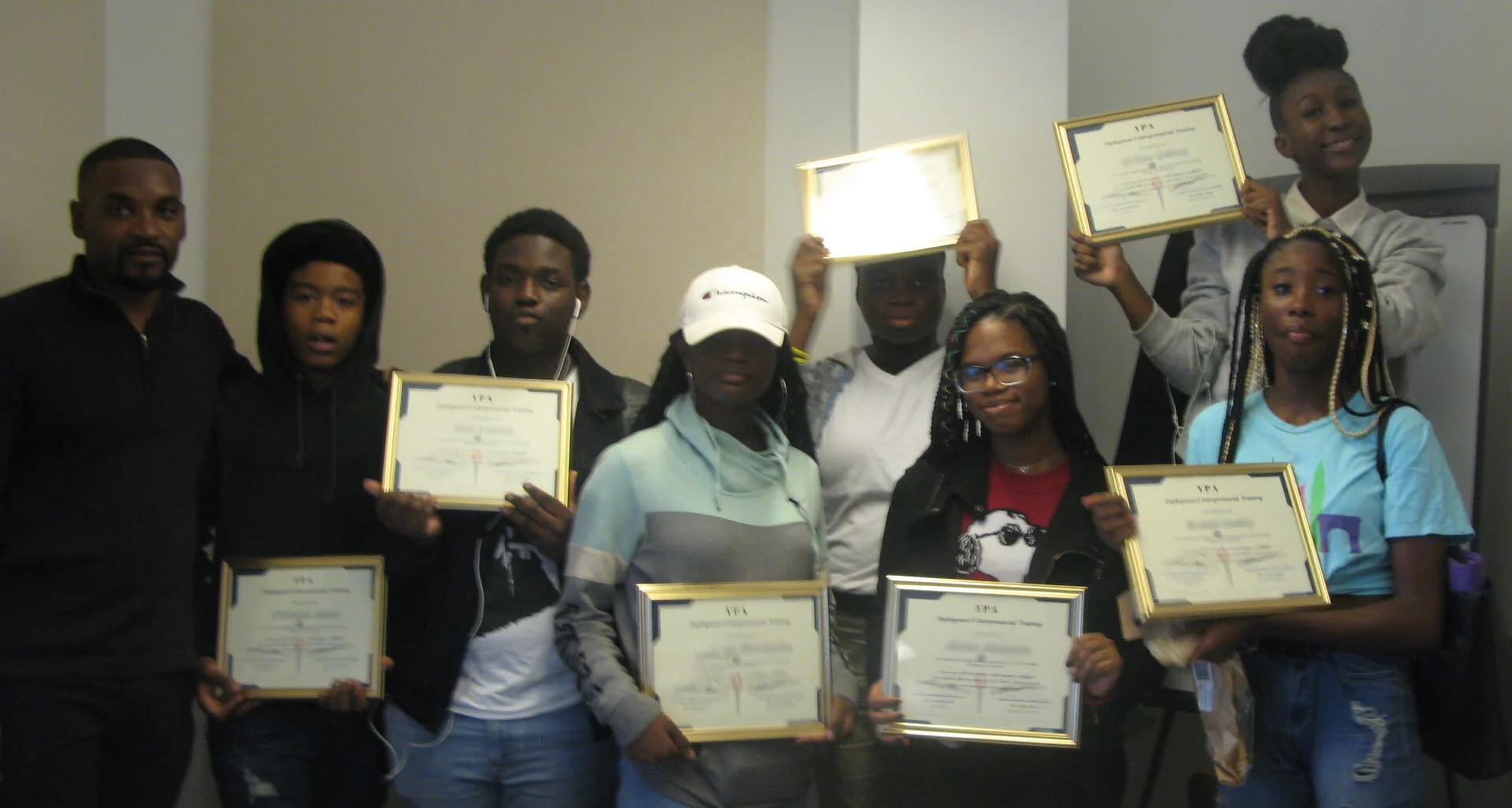 Congratulations to our EET Graduates!!! Such a rewarding experience working with our Young Entrepreneurs Group over the last two months... Continue to apply yourselves with vigor and Greatness shall bow before you!