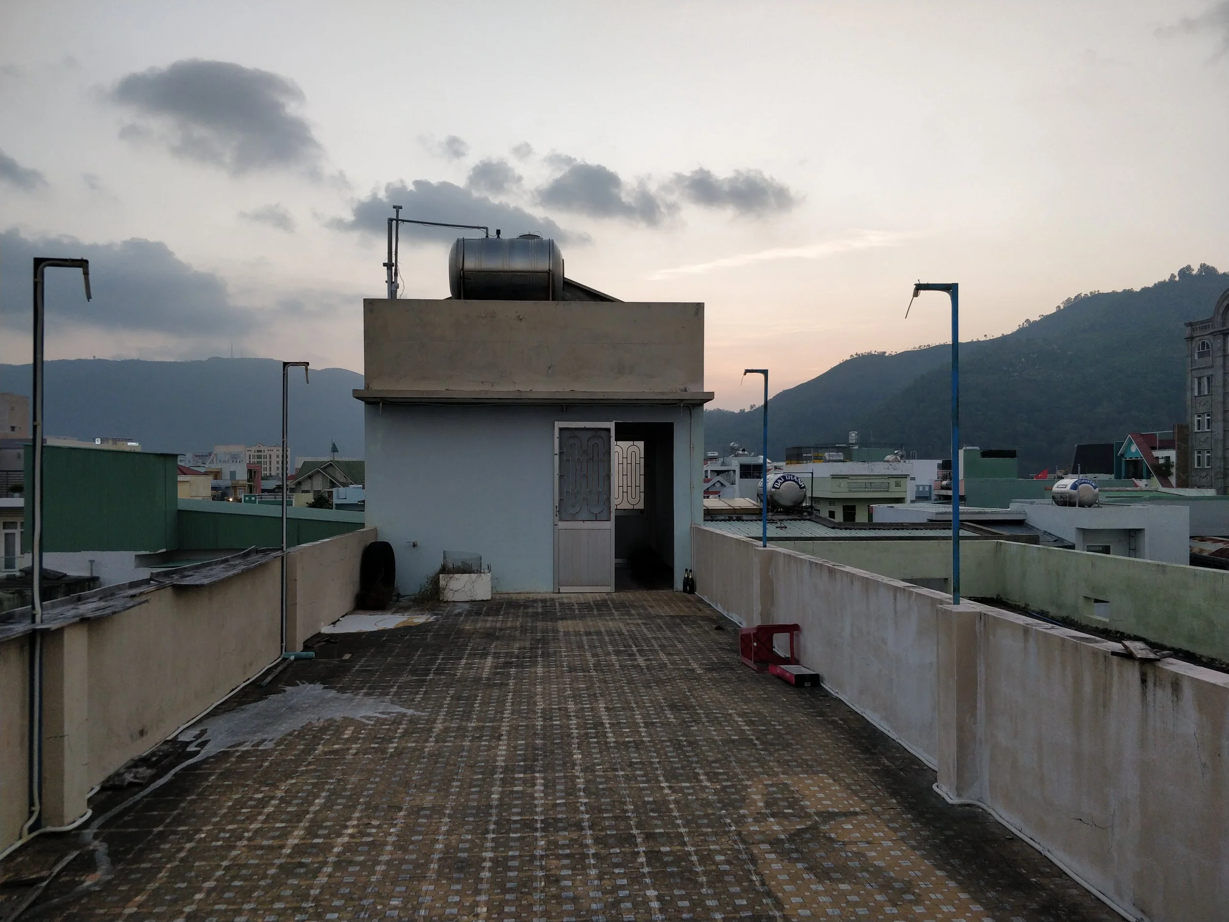 EXISTING ROOFTOP AREA