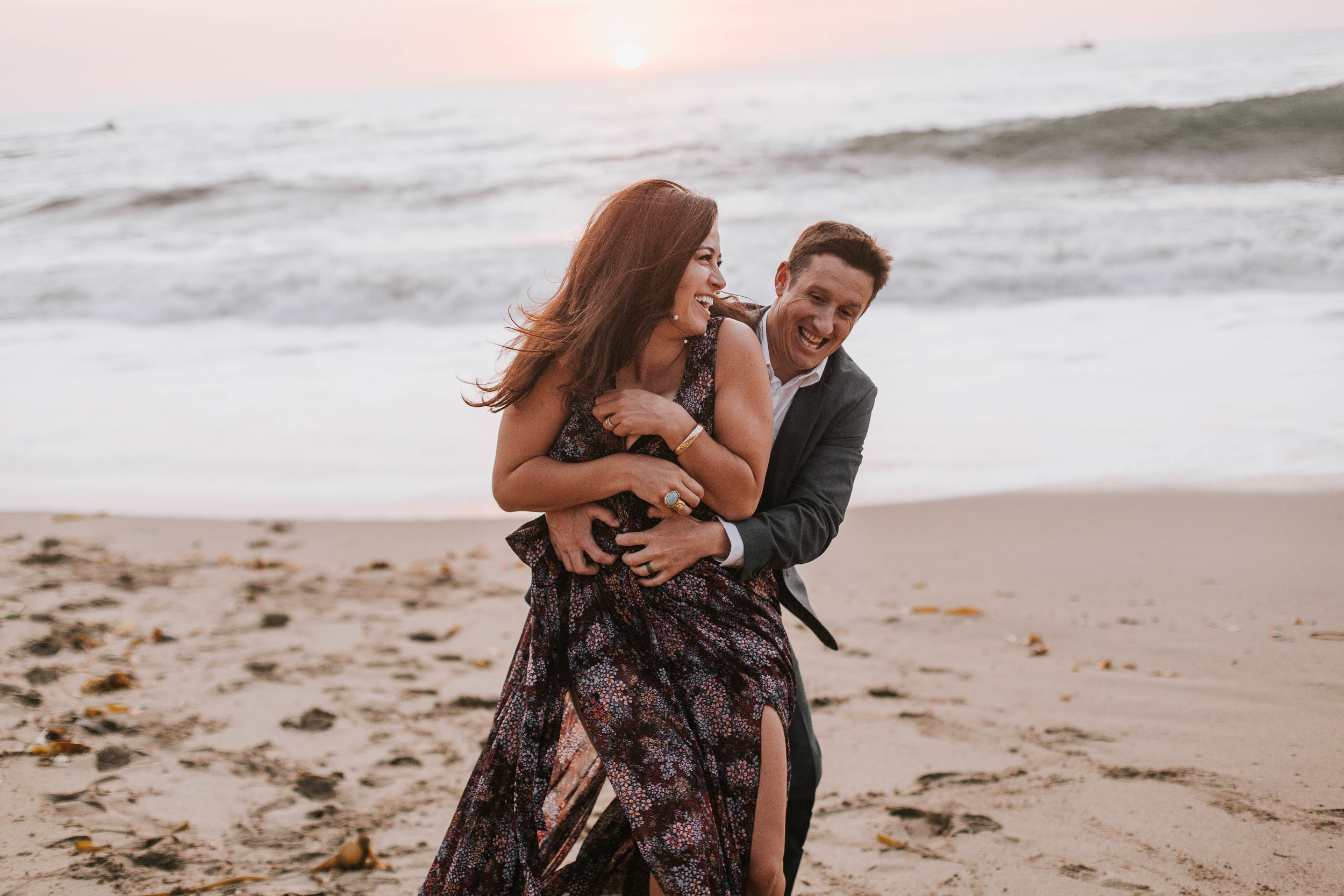 nicole-daacke-photography-big-sur-california-coast-adventure-engagement-photos-adventurous-elopement-intimate-wedding-photographer-golden-coastal-cali-engagement-session-28.jpg