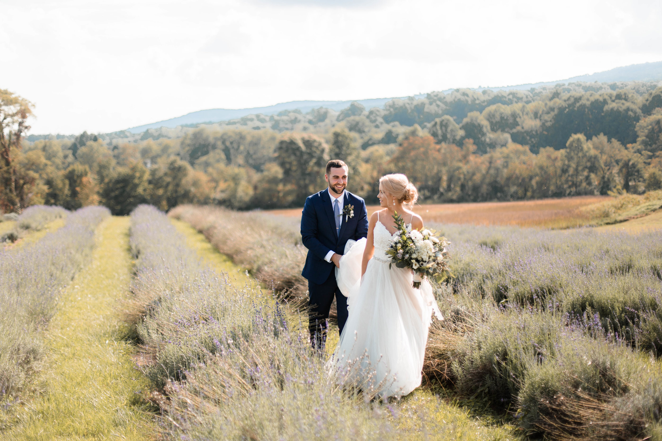 nicole-daacke-photography-intimate-wedding-in-a-lavender-field-washington-state-wedding-photographer-intimate-elopement-golden-lavender-field-wedding-photos-34.jpg