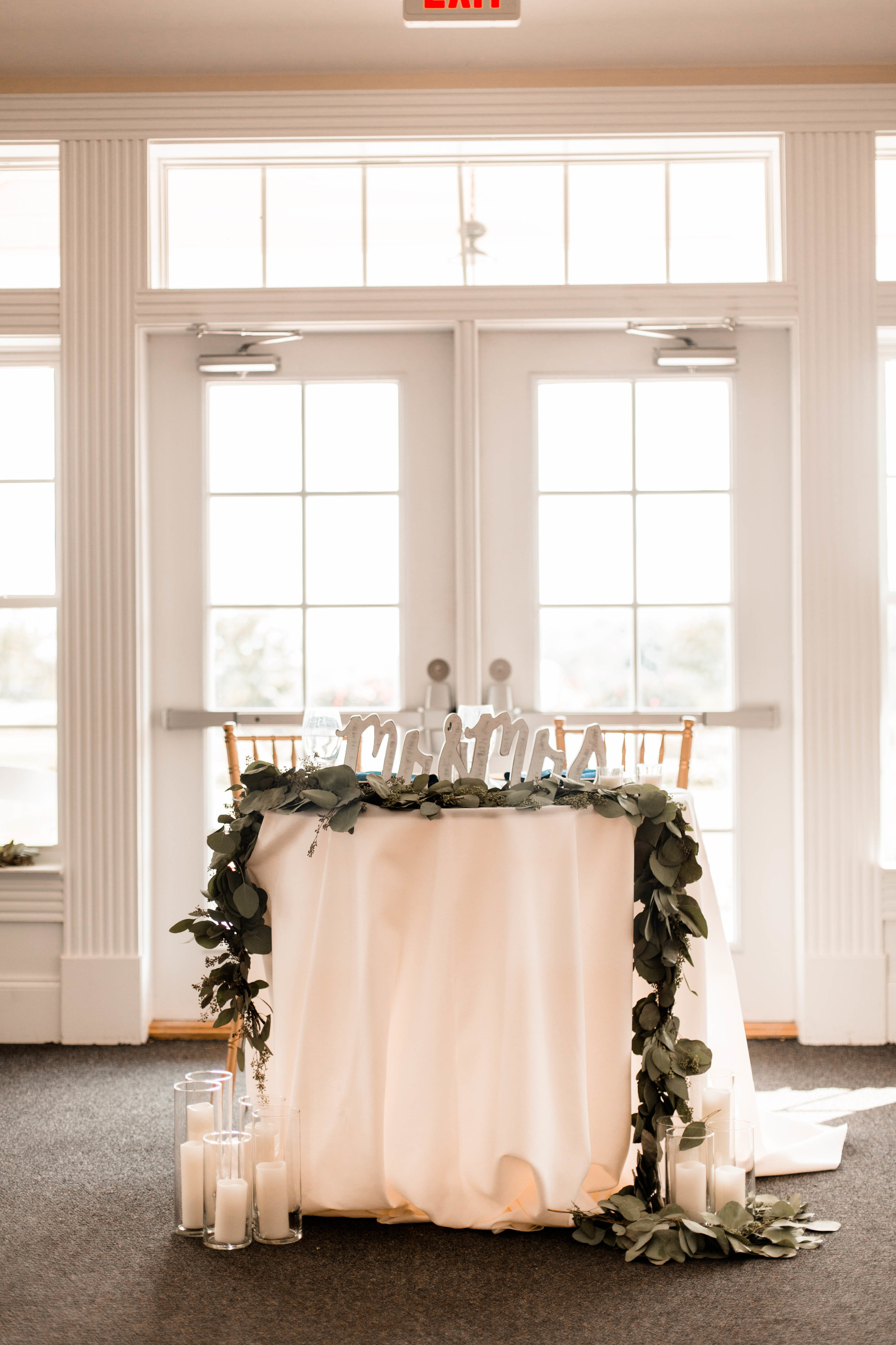 nicole-daacke-photography-intimate-wedding-in-a-lavender-field-washington-state-wedding-photographer-intimate-elopement-golden-lavender-field-wedding-photos-43.jpg