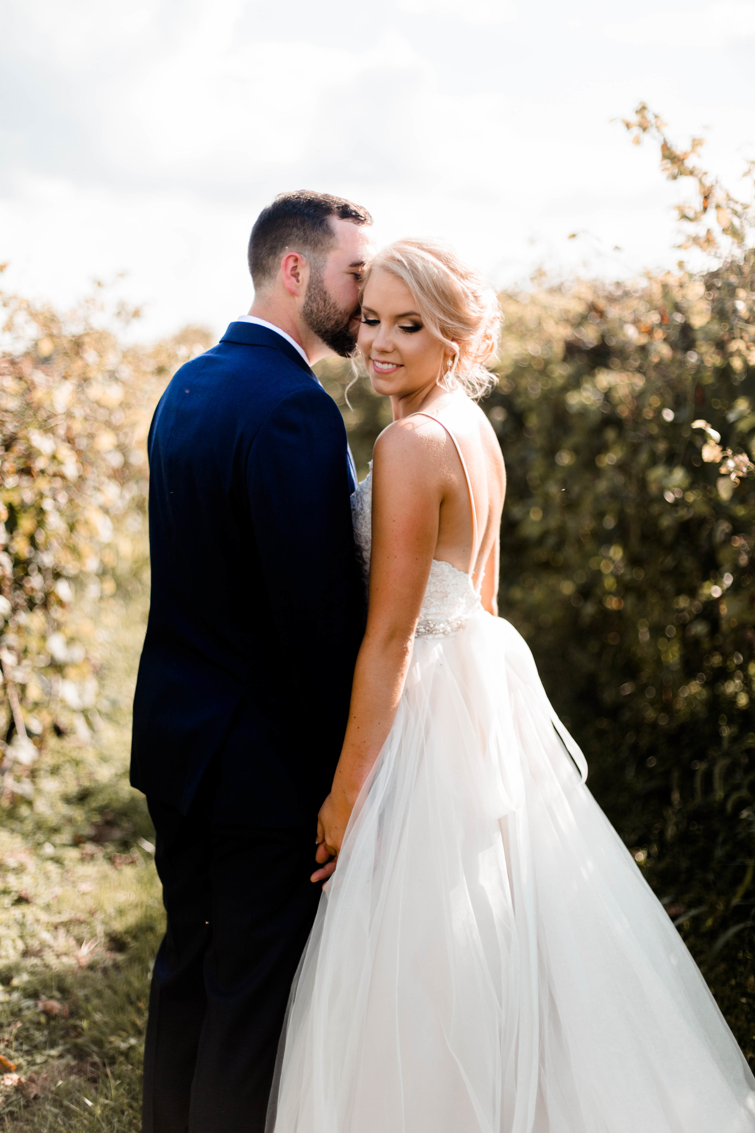 nicole-daacke-photography-intimate-wedding-in-a-lavender-field-washington-state-wedding-photographer-intimate-elopement-golden-lavender-field-wedding-photos-37.jpg