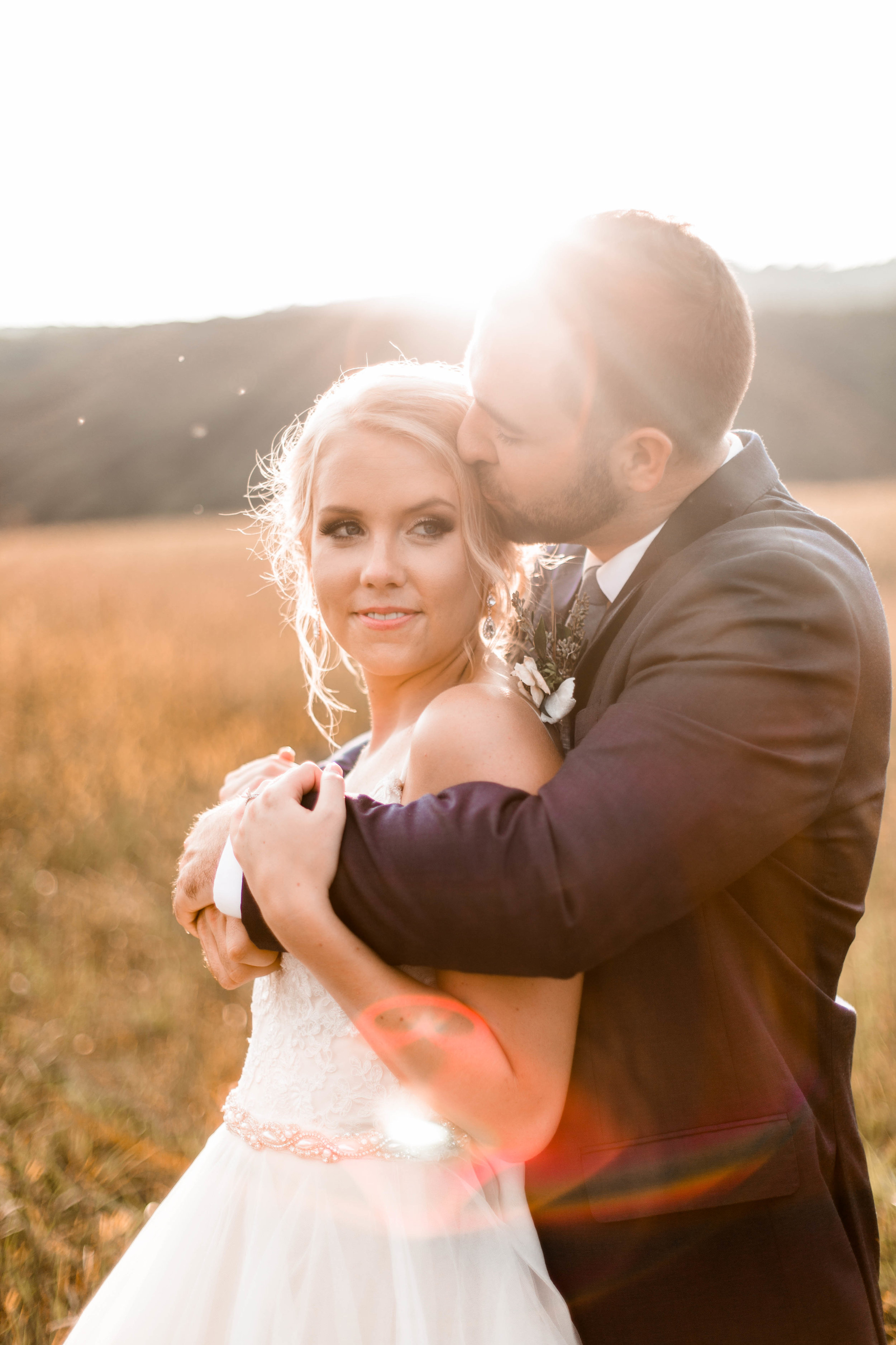 nicole-daacke-photography-intimate-wedding-in-a-lavender-field-washington-state-wedding-photographer-intimate-elopement-golden-lavender-field-wedding-photos-56.jpg