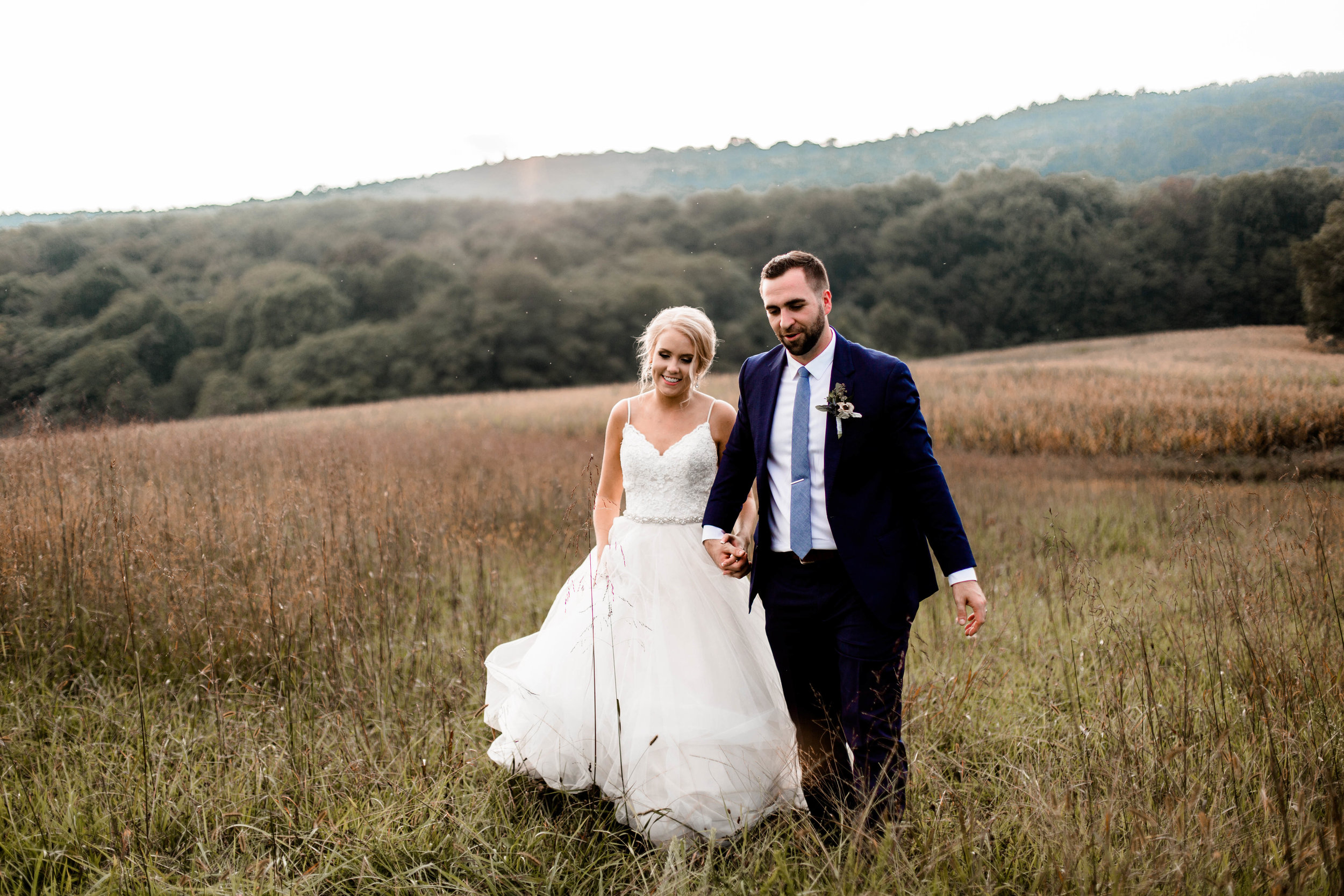 nicole-daacke-photography-intimate-wedding-in-a-lavender-field-washington-state-wedding-photographer-intimate-elopement-golden-lavender-field-wedding-photos-59.jpg
