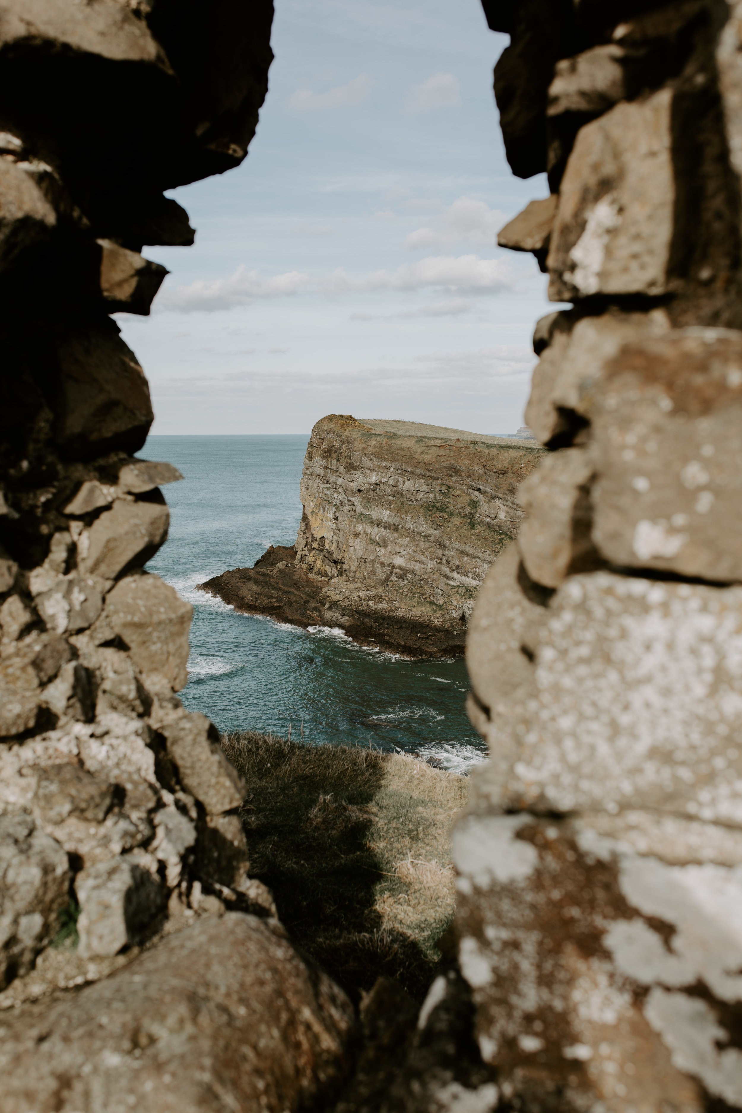 nicole-daacke-photography-ireland-destination-elopement-wedding-photographer-destination-wedding-irish-castle-wedding-intimate-ireland-wedding-photographer-ireland-elopement-photographer-dublin-howth-belfast-antrim-destination-wedding-photos-46.jpg