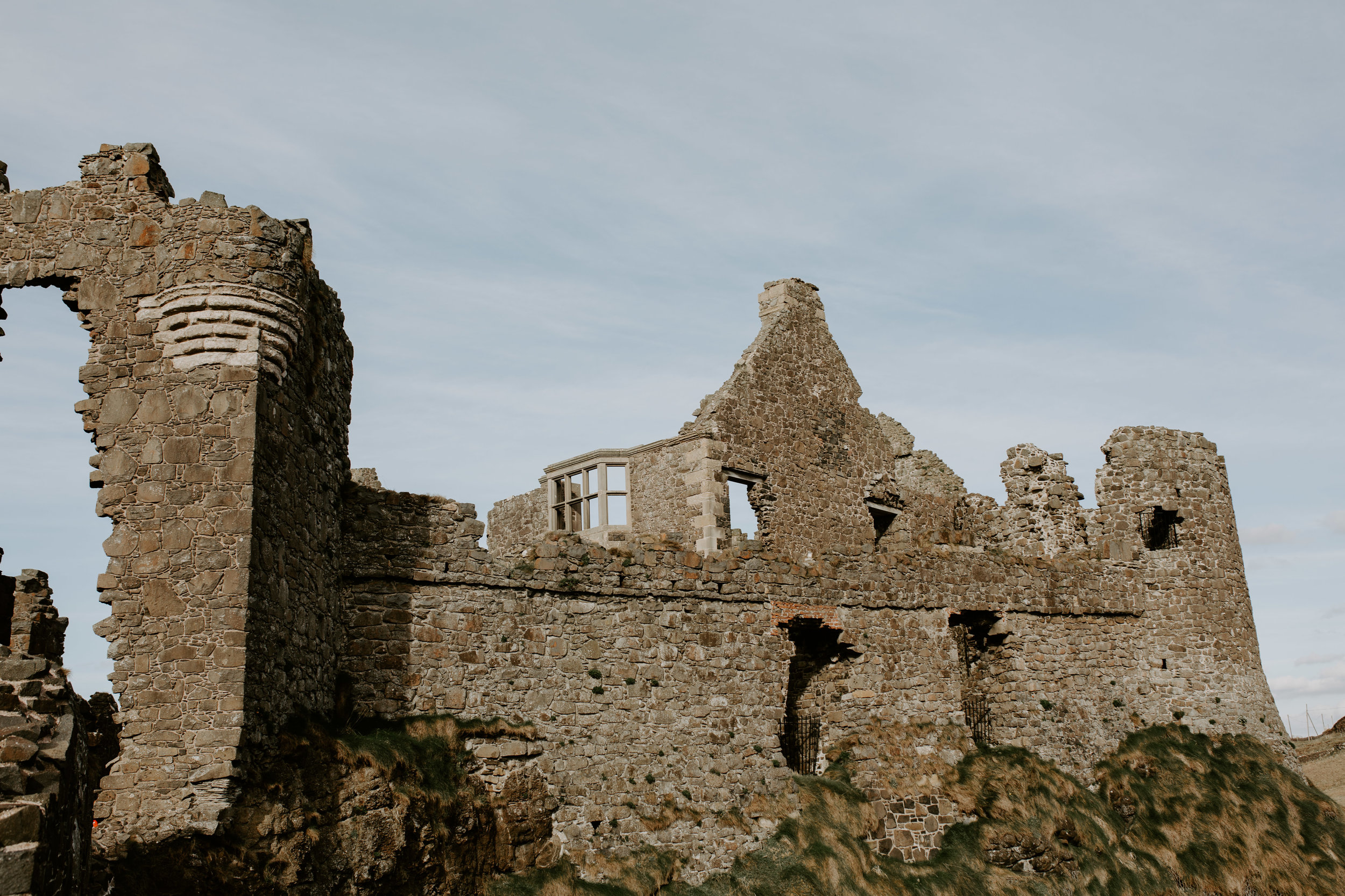 nicole-daacke-photography-ireland-destination-elopement-wedding-photographer-destination-wedding-irish-castle-wedding-intimate-ireland-wedding-photographer-ireland-elopement-photographer-dublin-howth-belfast-antrim-destination-wedding-photos-49.jpg