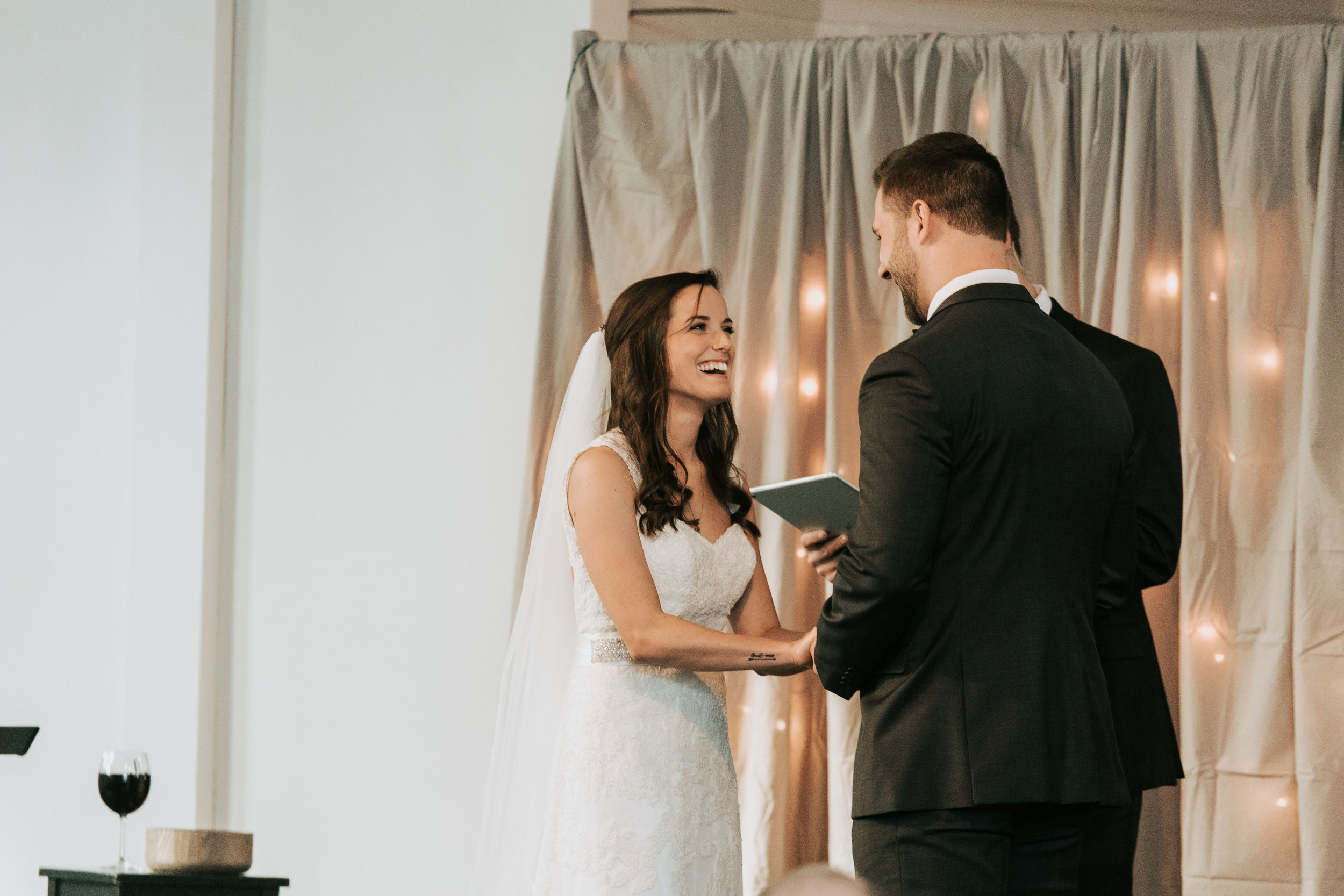 nicole-daacke-photography-boston-massachusetts-seaside-intimate-winter-wedding-photographer-8.jpg