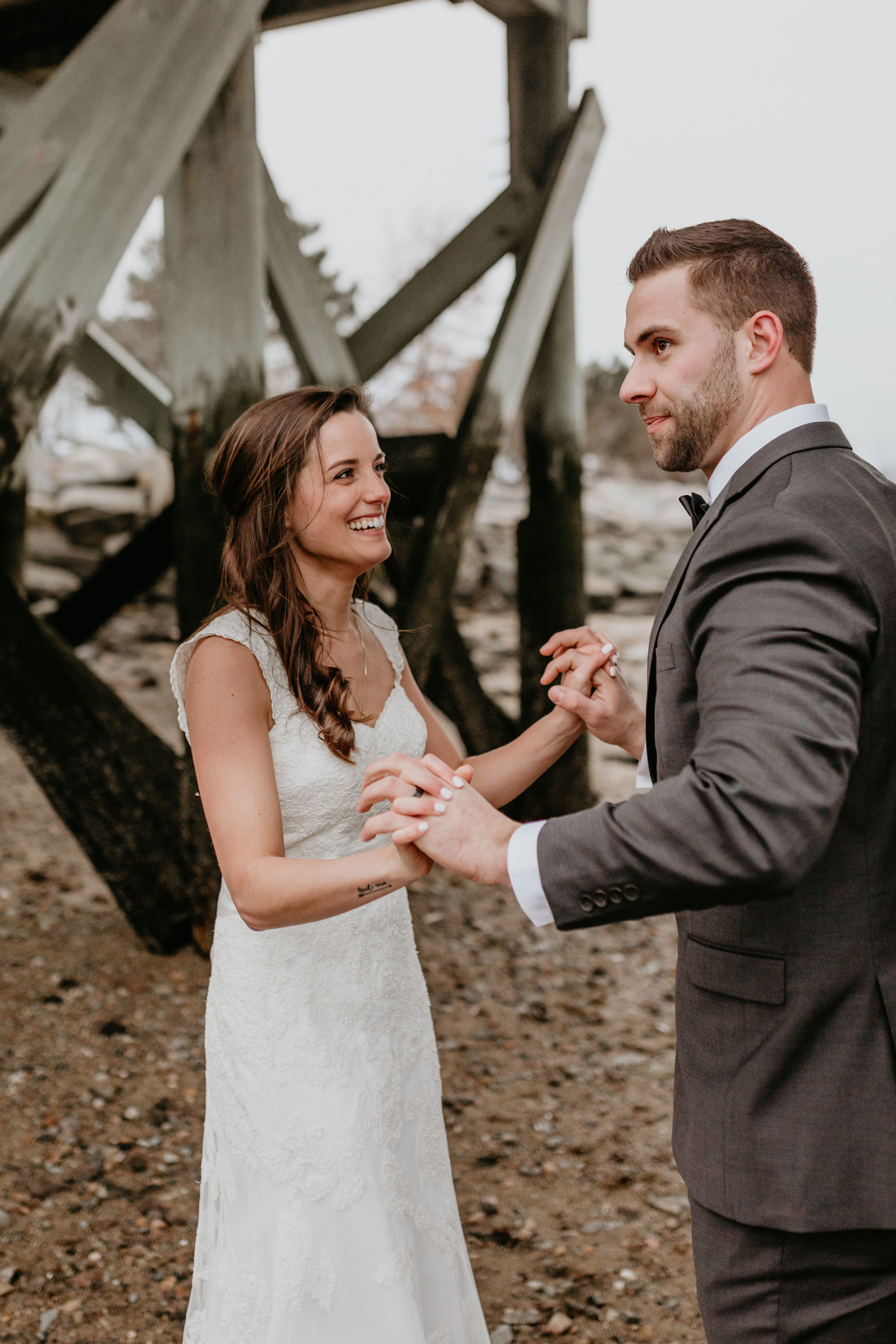 nicole-daacke-photography-boston-massachusetts-seaside-intimate-winter-wedding-photographer-43.jpg