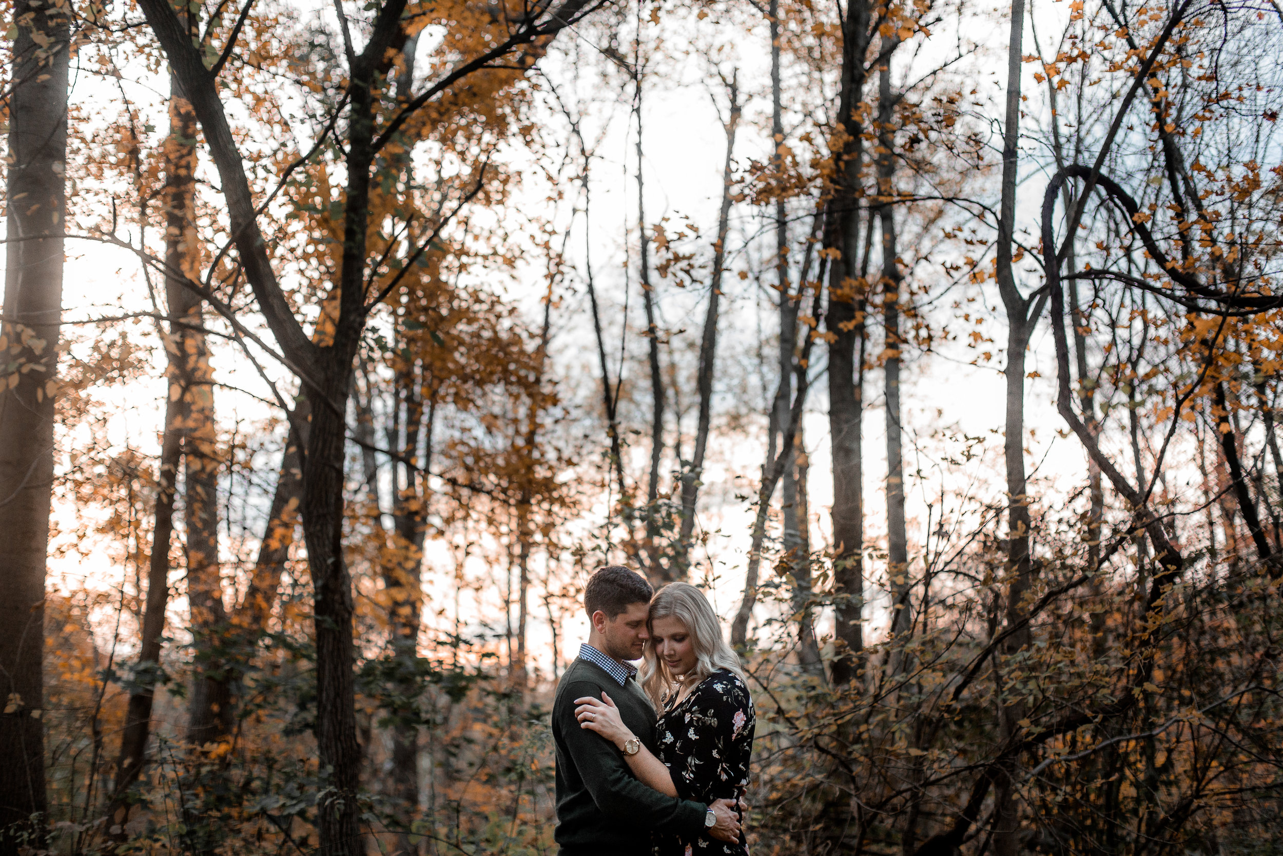 nicole-daacke-photography-carefree-bohemian-lancaster-pa-pennsylvania-engagement-photos-engagement-session-golden-sunset-adventure-session-in-lancaster-pa-lancaster-pa-outdoor-wedding-photographer-58.jpg