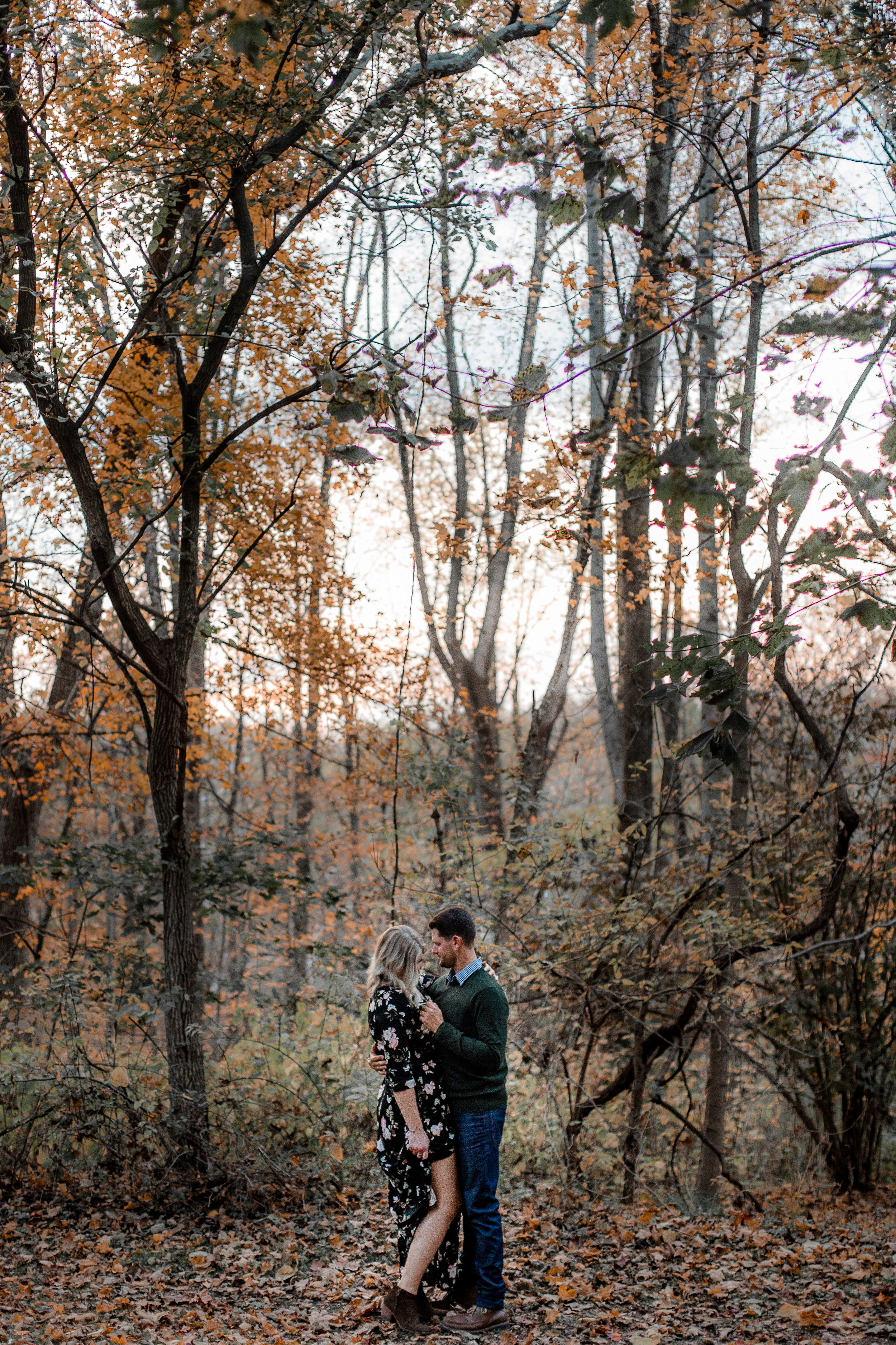 nicole-daacke-photography-carefree-bohemian-lancaster-pa-pennsylvania-engagement-photos-engagement-session-golden-sunset-adventure-session-in-lancaster-pa-lancaster-pa-outdoor-wedding-photographer-60.jpg